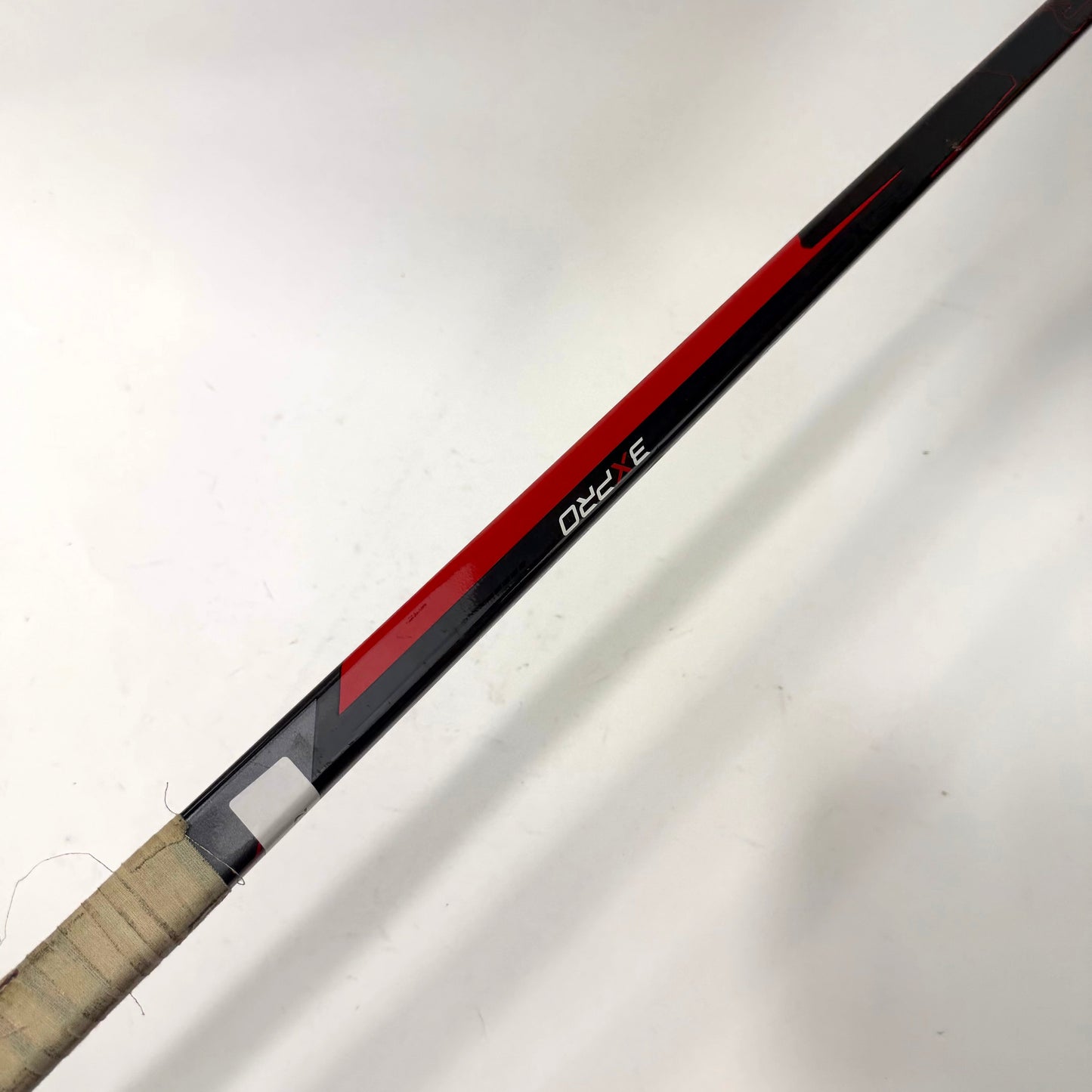 Use Left Bauer Vapor 3x Pro | 77 Flex P28 Curve Grip | R152