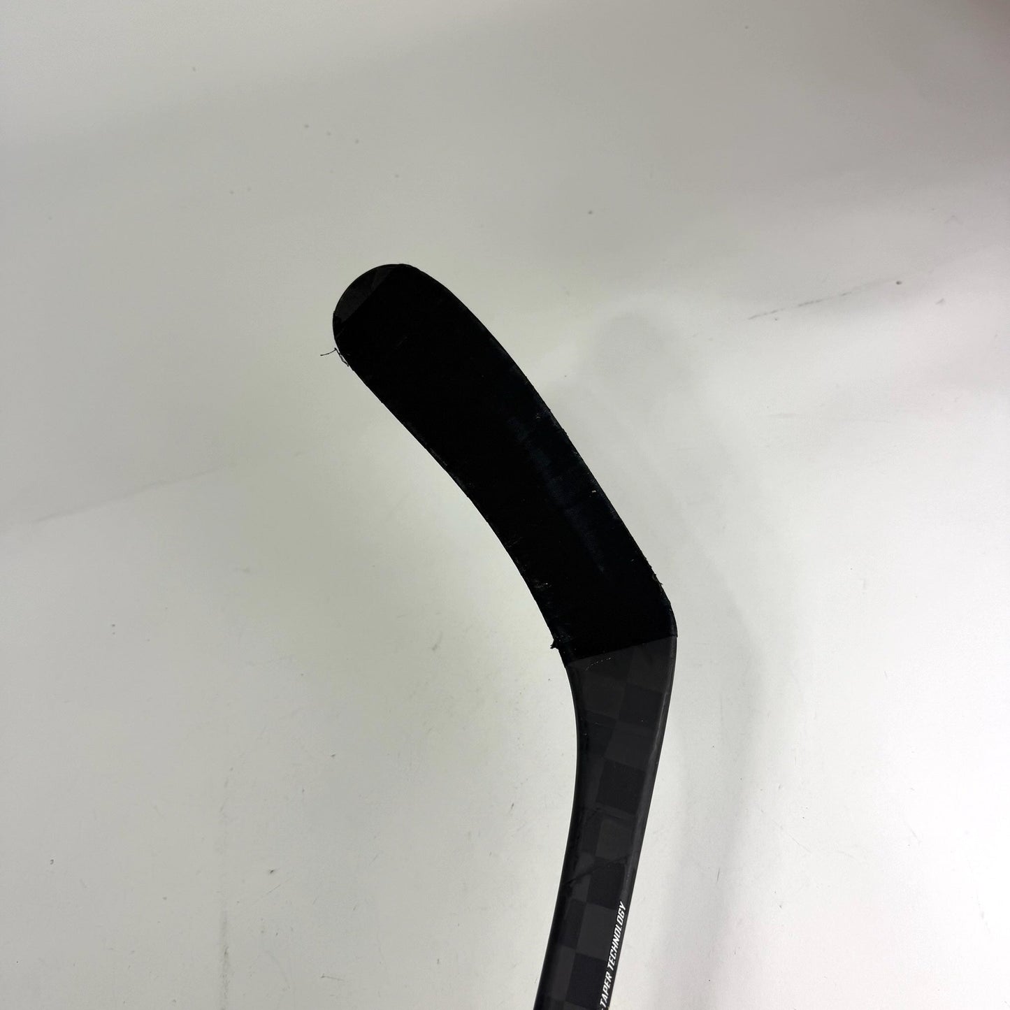 Used Left Silver Bauer Vapor Hyperlite | 112 Flex P91 Heel Curve Grip | E609