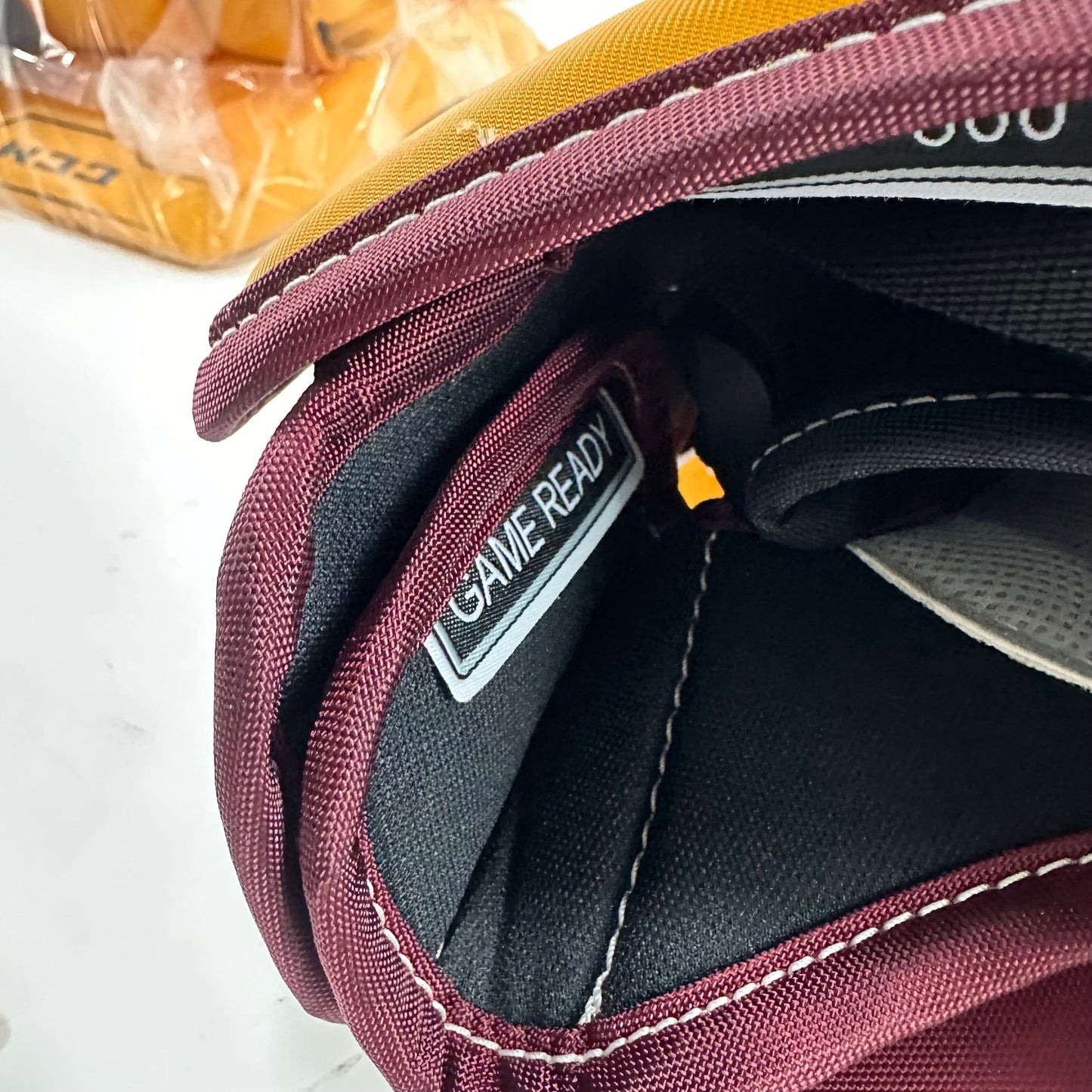 New Pro Return Regular CCM Axis Glove | 600 break - University of Minnesota Womens - Top Flight Hockey