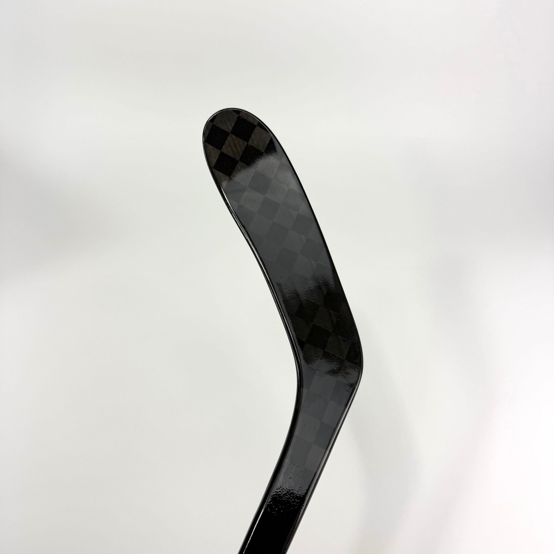 New Left CCM Ribcor Trigger 9 Pro | 85 Flex P28 Curve Grip | #A442 - Top Flight Hockey
