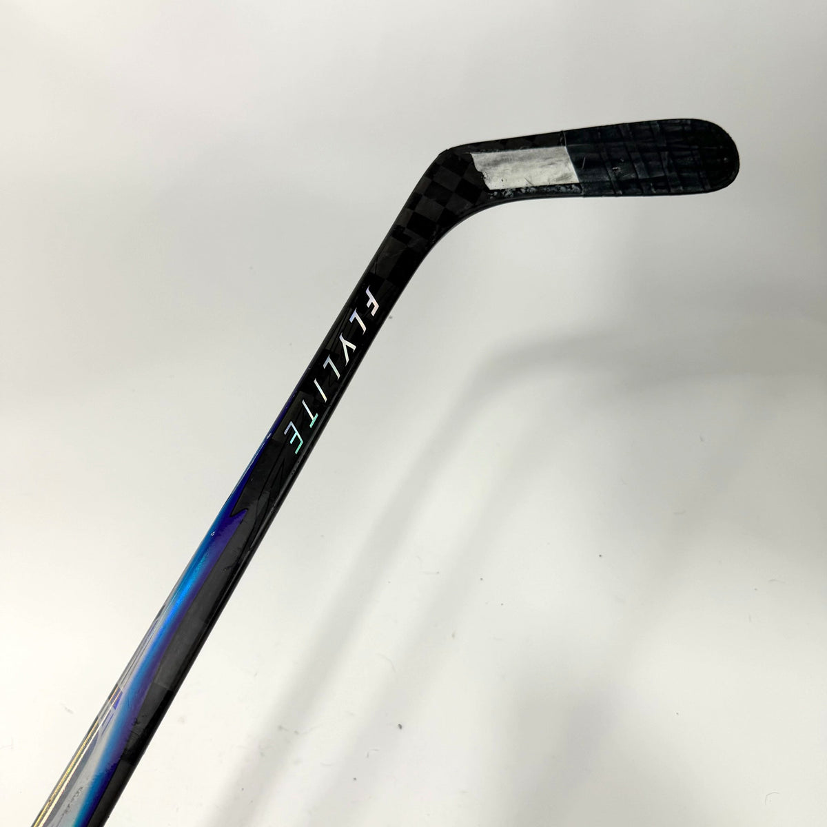 Used Right Bauer Flylite | 65 Flex P92 Curve Grip | AB703