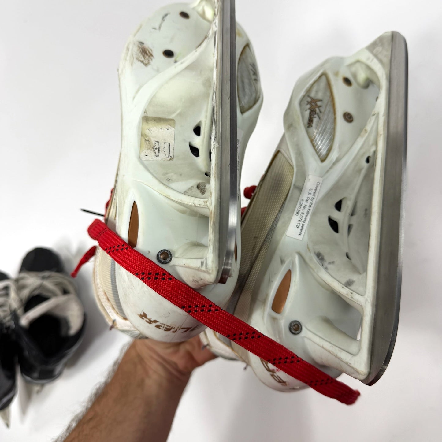 Used White Bauer Supreme One80LE Goalie Skates | Size 5 | AB475