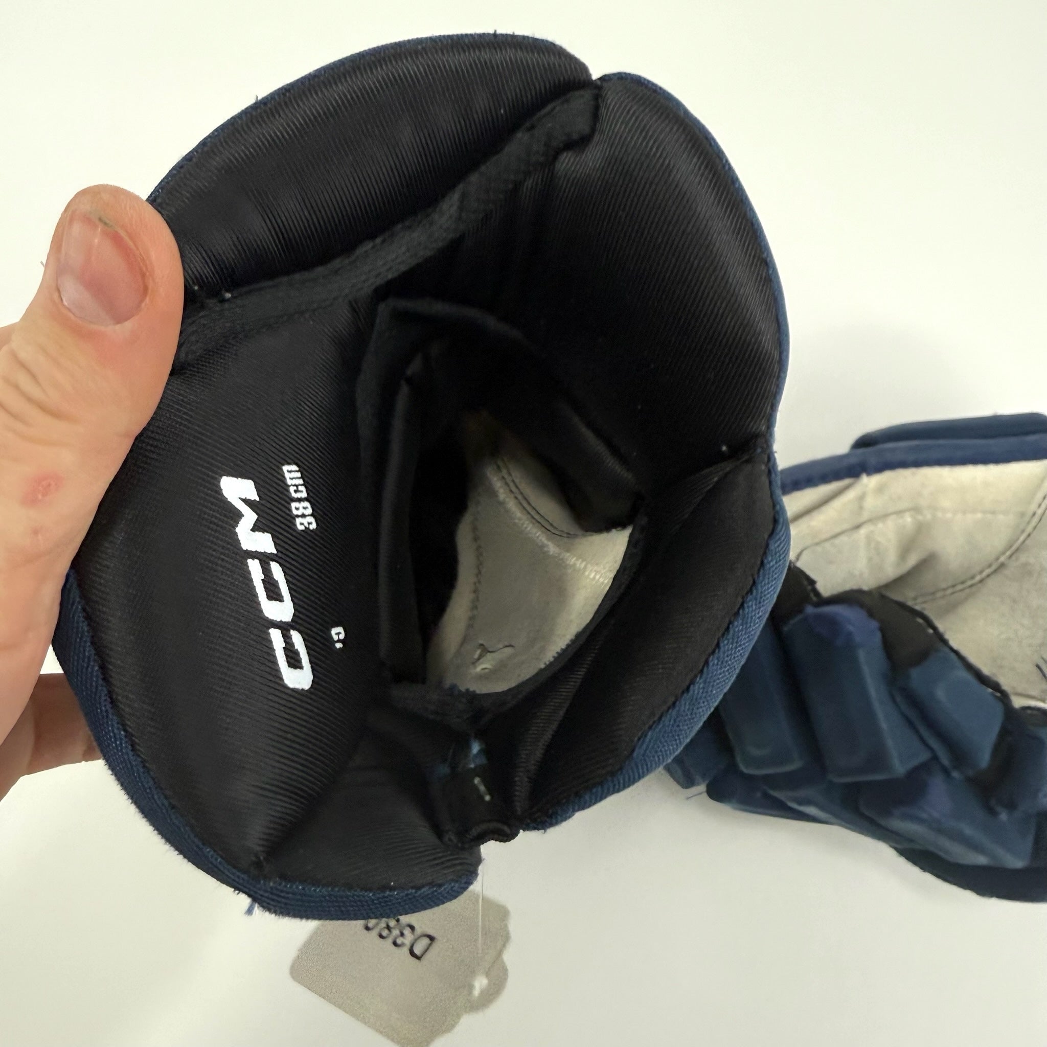 Used Navy CCM Jetspeed Pro Gloves | 15" | D380