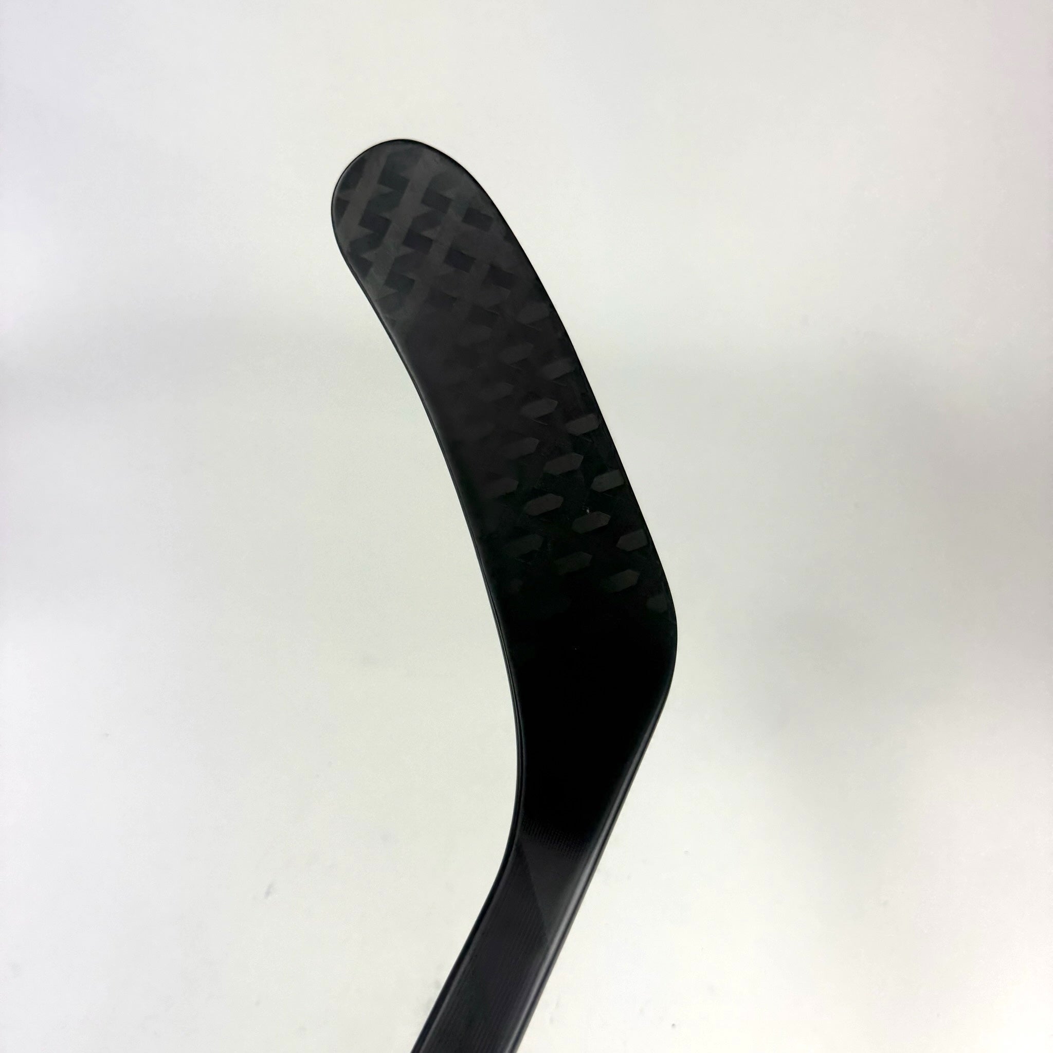 New Left Black CCM Jetspeed FT7 Pro | 70 Flex P28M Curve Grip | Mangiapane | J488 - Top Flight Hockey