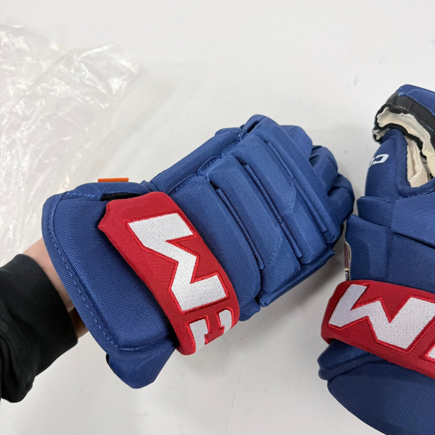 New TEAM USA CCM Jetspeed FT8 Pro Gloves | 13" - #683978308851