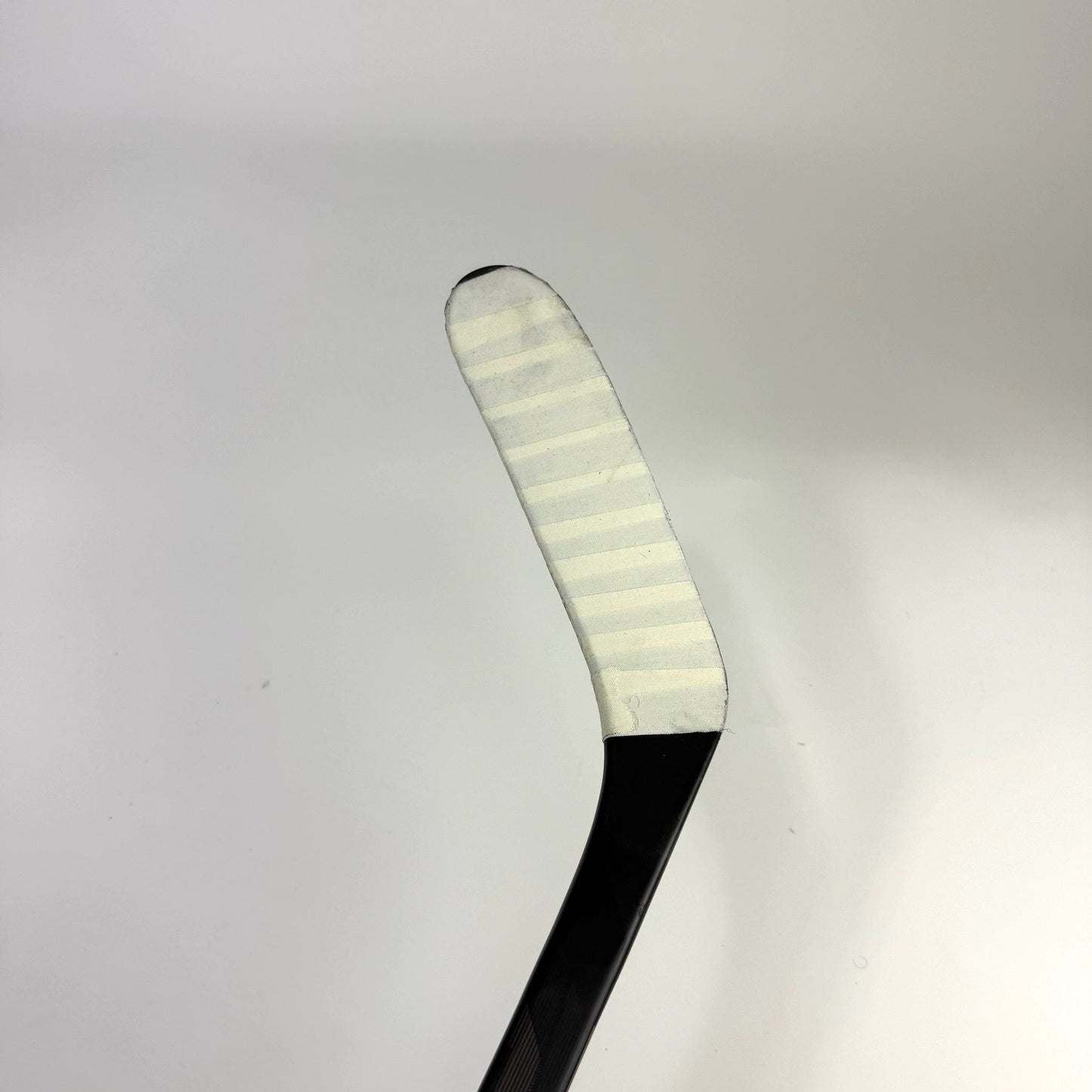 Used Left Black CCM Jetspeed FT7 Pro | 80 Flex P28M Curve Grip | F407 - Top Flight Hockey