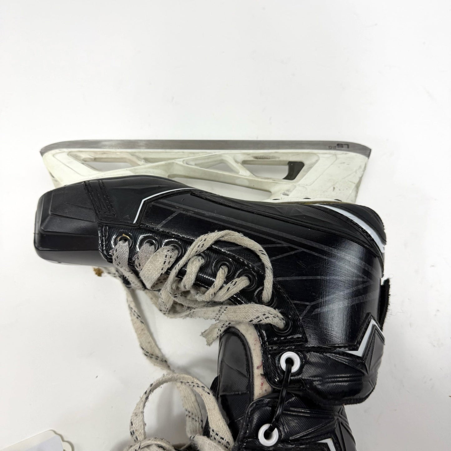 Used Bauer Supreme S190 Goalie Skates | Size 3 D | AB461