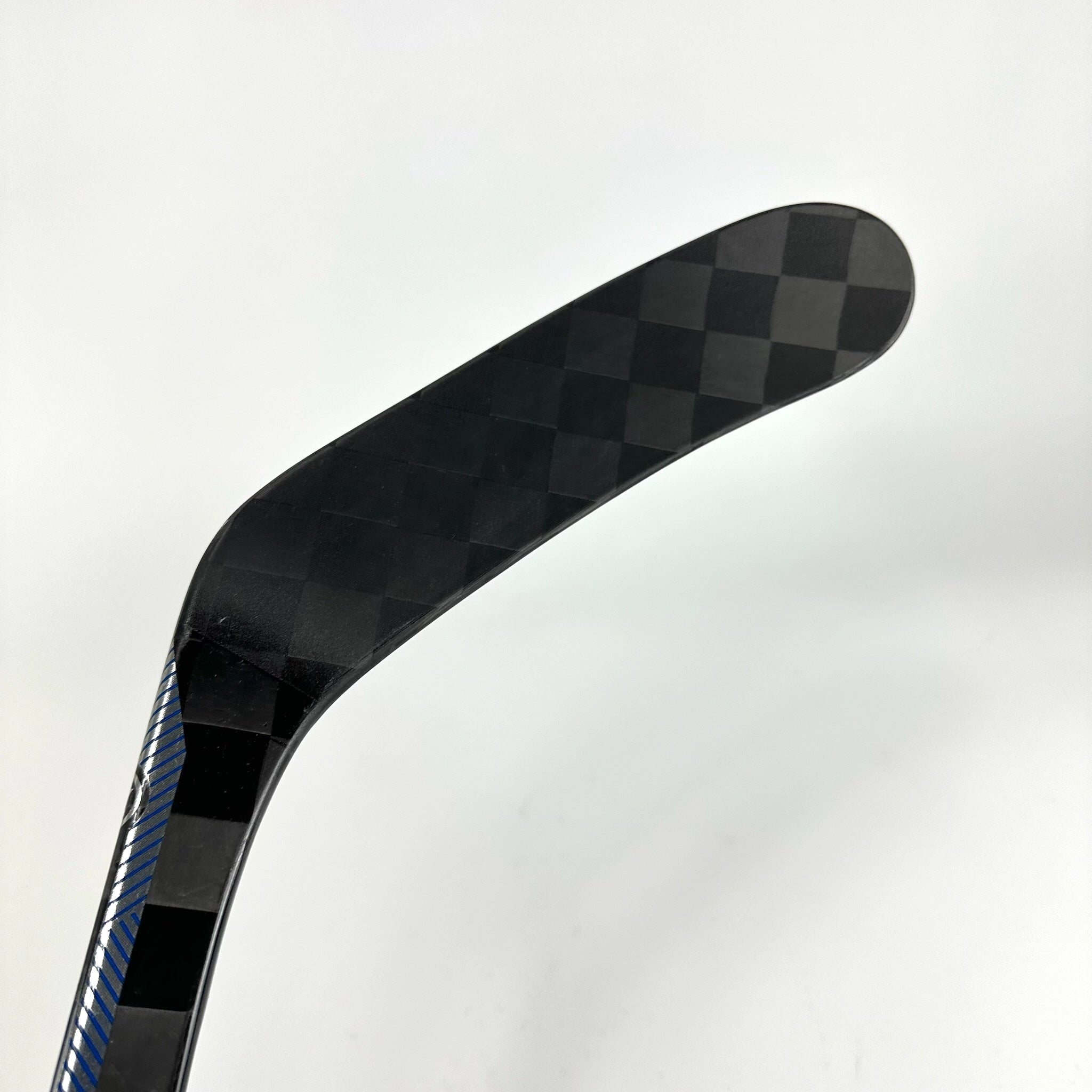 New Right Blue Warrior Alpha LX Pro | P28M Curve 85 Flex Grip | Gaudette | K481