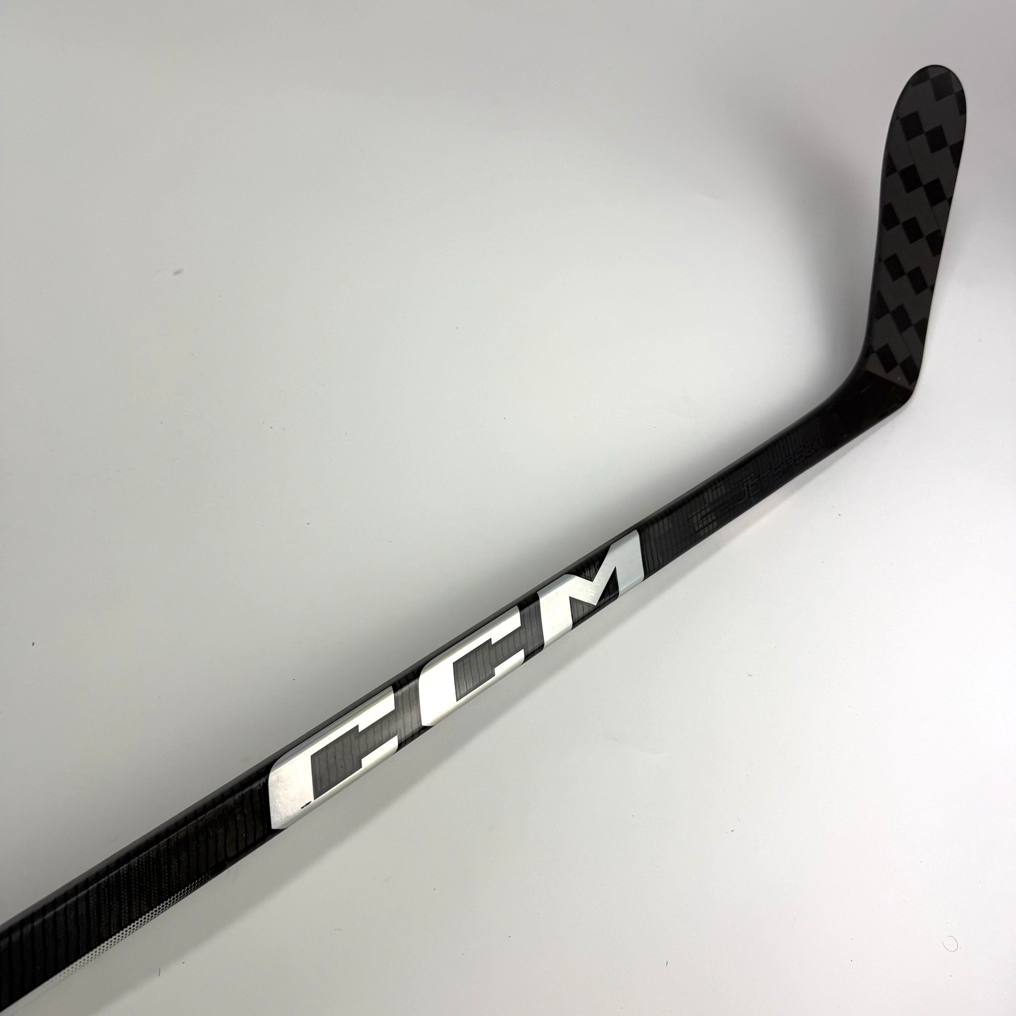 New Left CCM Jetspeed FT6 Pro | 80 Flex P28 Curve Grip | F380