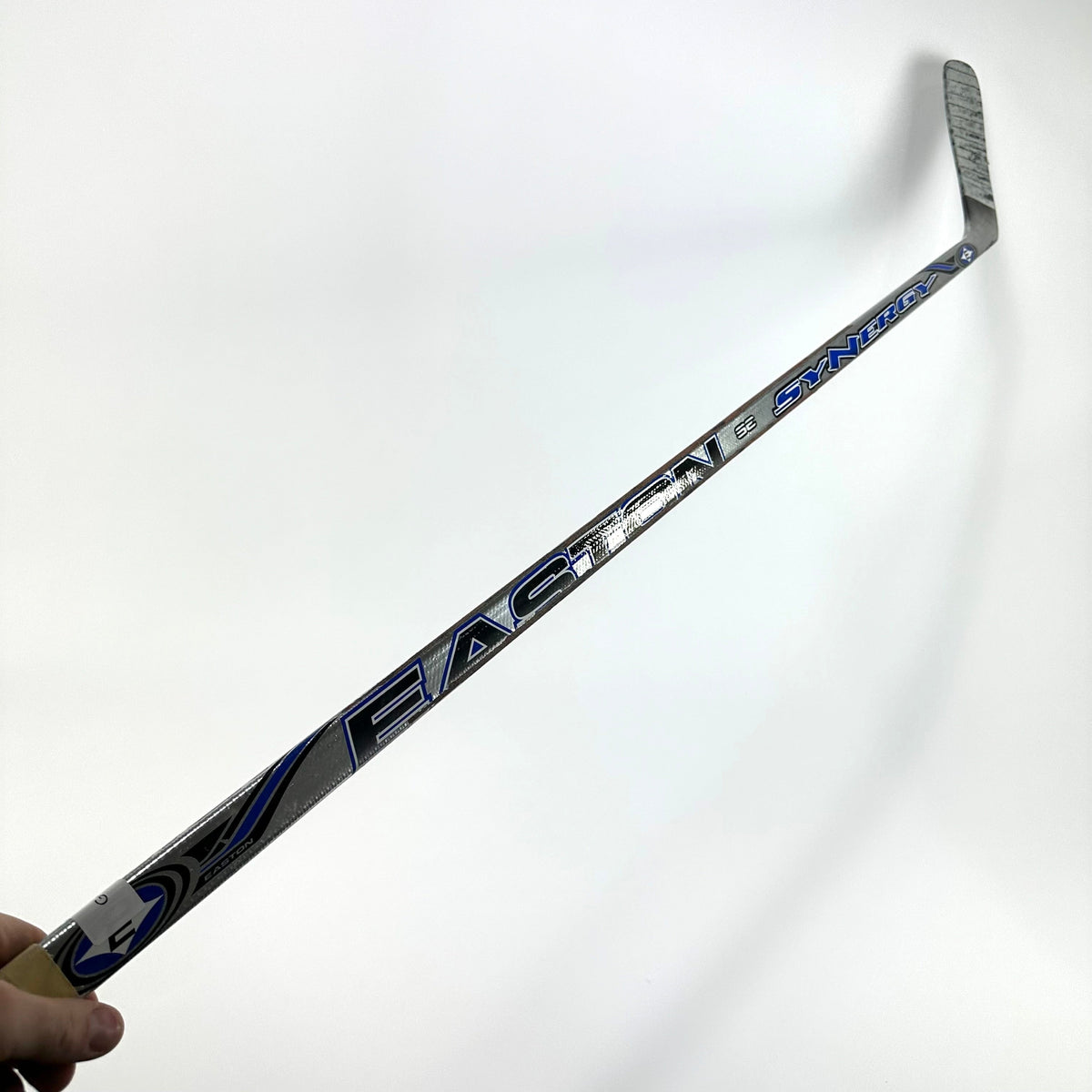 Used Left Easton Synergy Elite | 90 Flex Heel Curve Non Grip | Daley | G424 - Top Flight Hockey