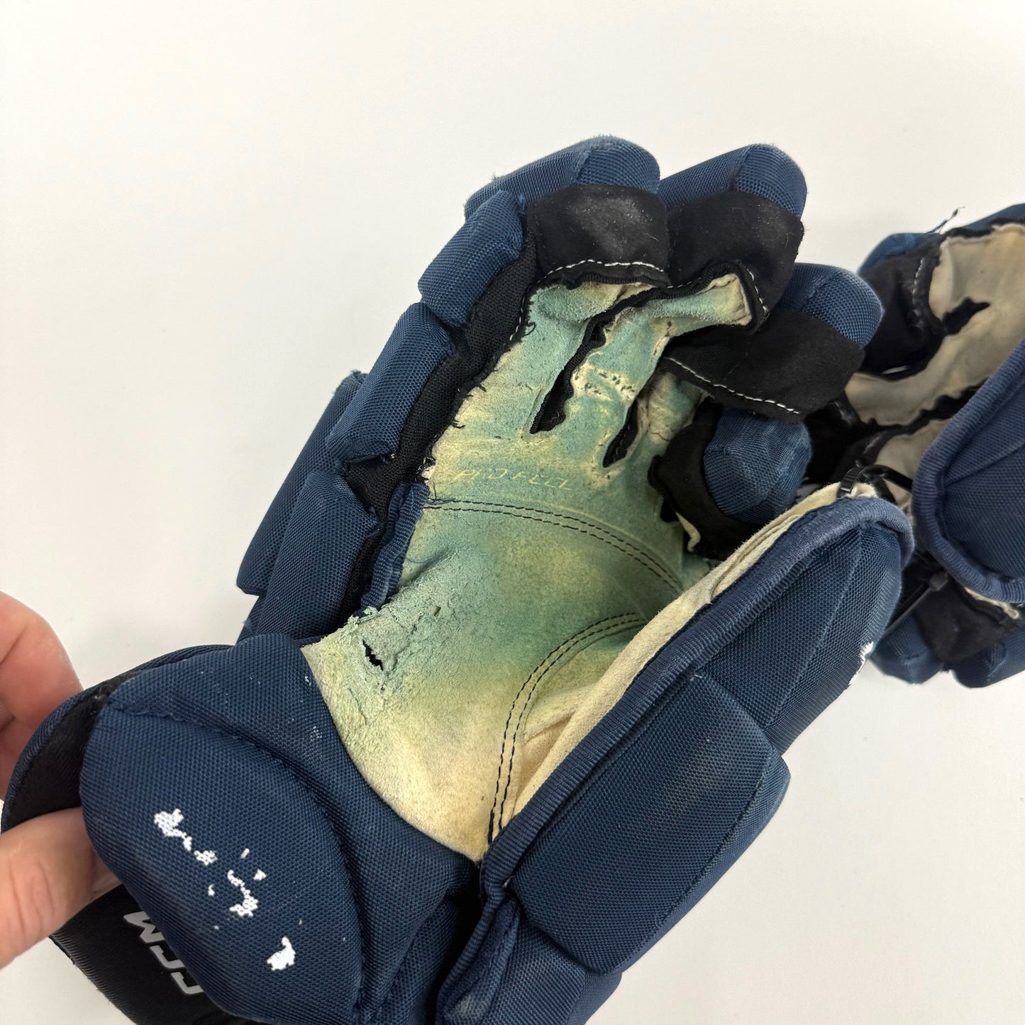 Used Navy CCM Jetspeed Pro Gloves | 14" | D354 - Top Flight Hockey