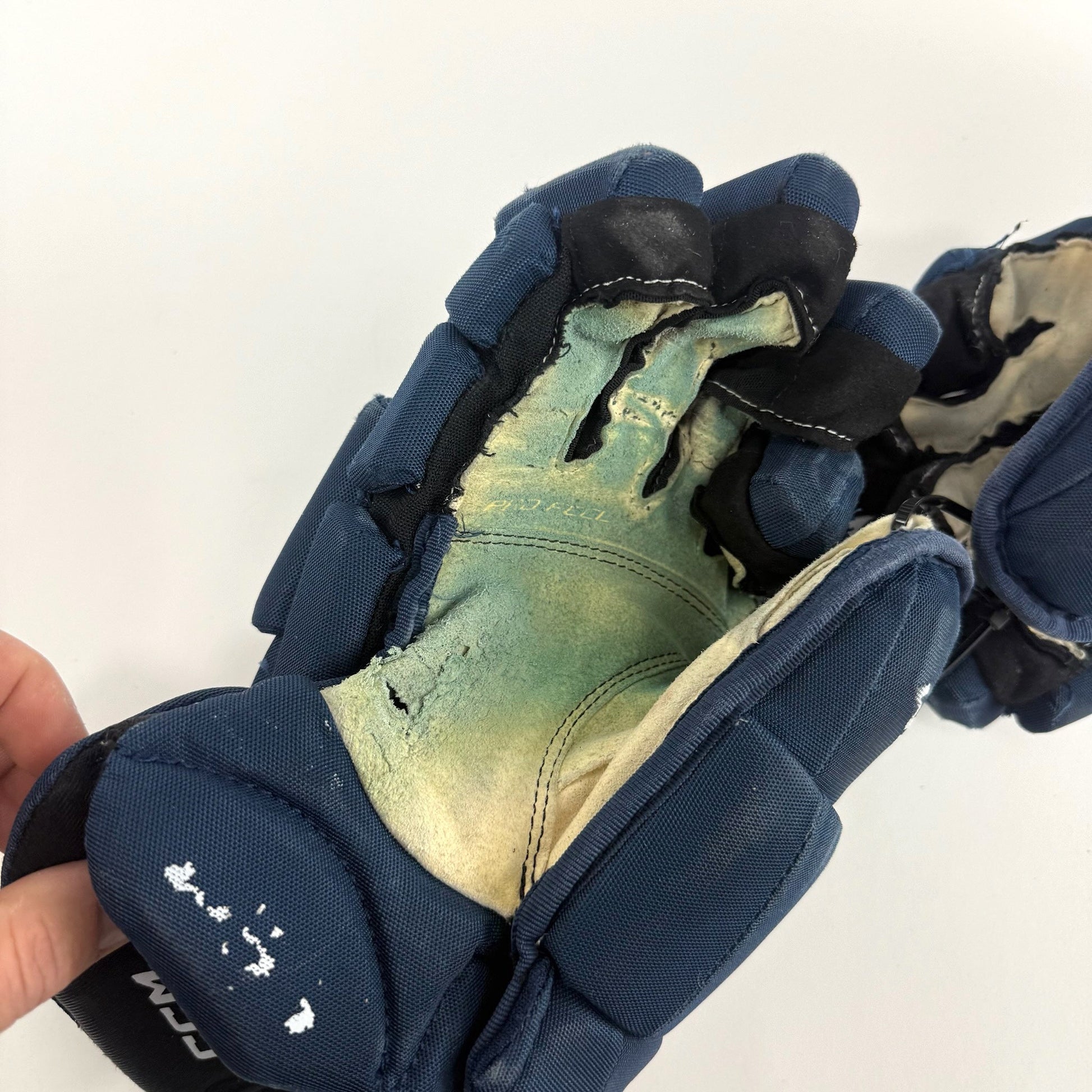 Used Navy CCM Jetspeed Pro Gloves | 14" | D354 - Top Flight Hockey