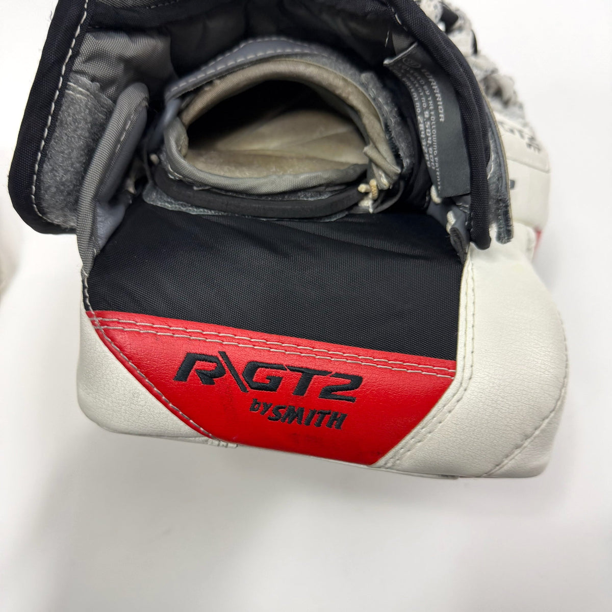 Used White and Red Warrior Ritual GT2 Regular Glove | Intermediate | AB134 - Top Flight Hockey