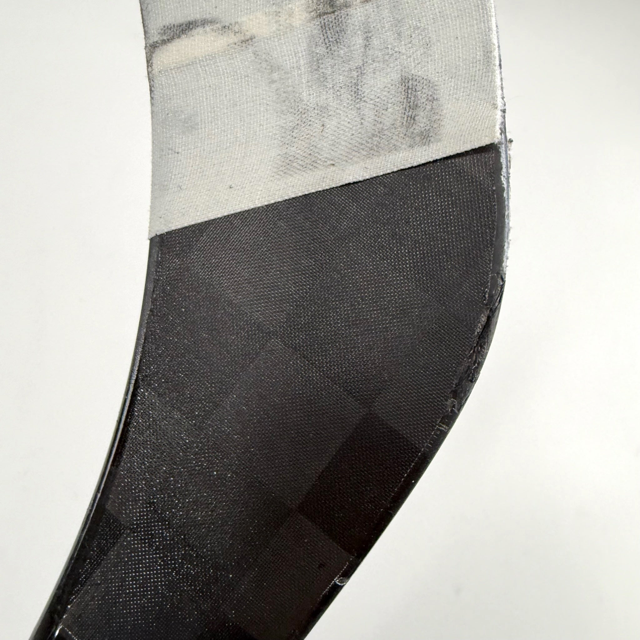 Used Left Red Bauer Flylite | 77 Flex P92 Curve Grip | J568