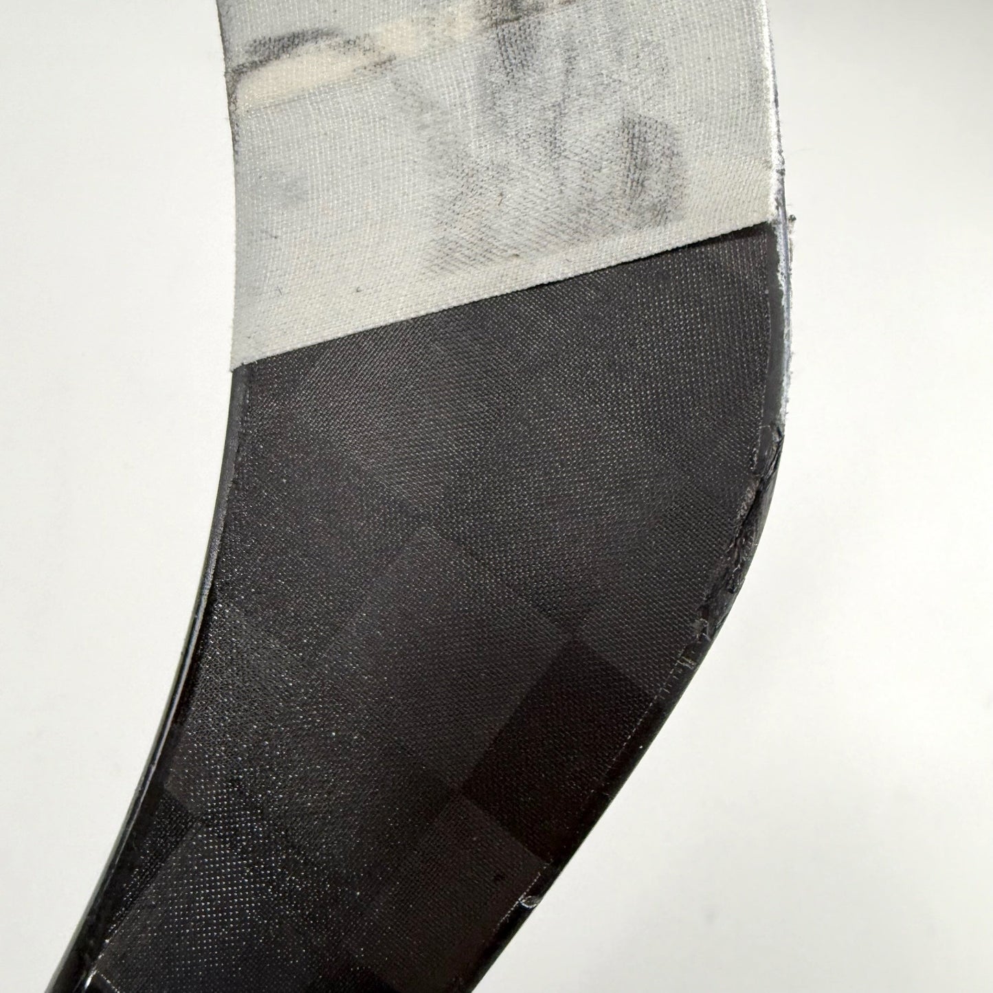 Used Left Red Bauer Flylite | 77 Flex P92 Curve Grip | J568