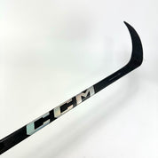 Used Right CCM Ribcore Trigger 7 Pro | 75 Flex P90 Curve Grip | K434