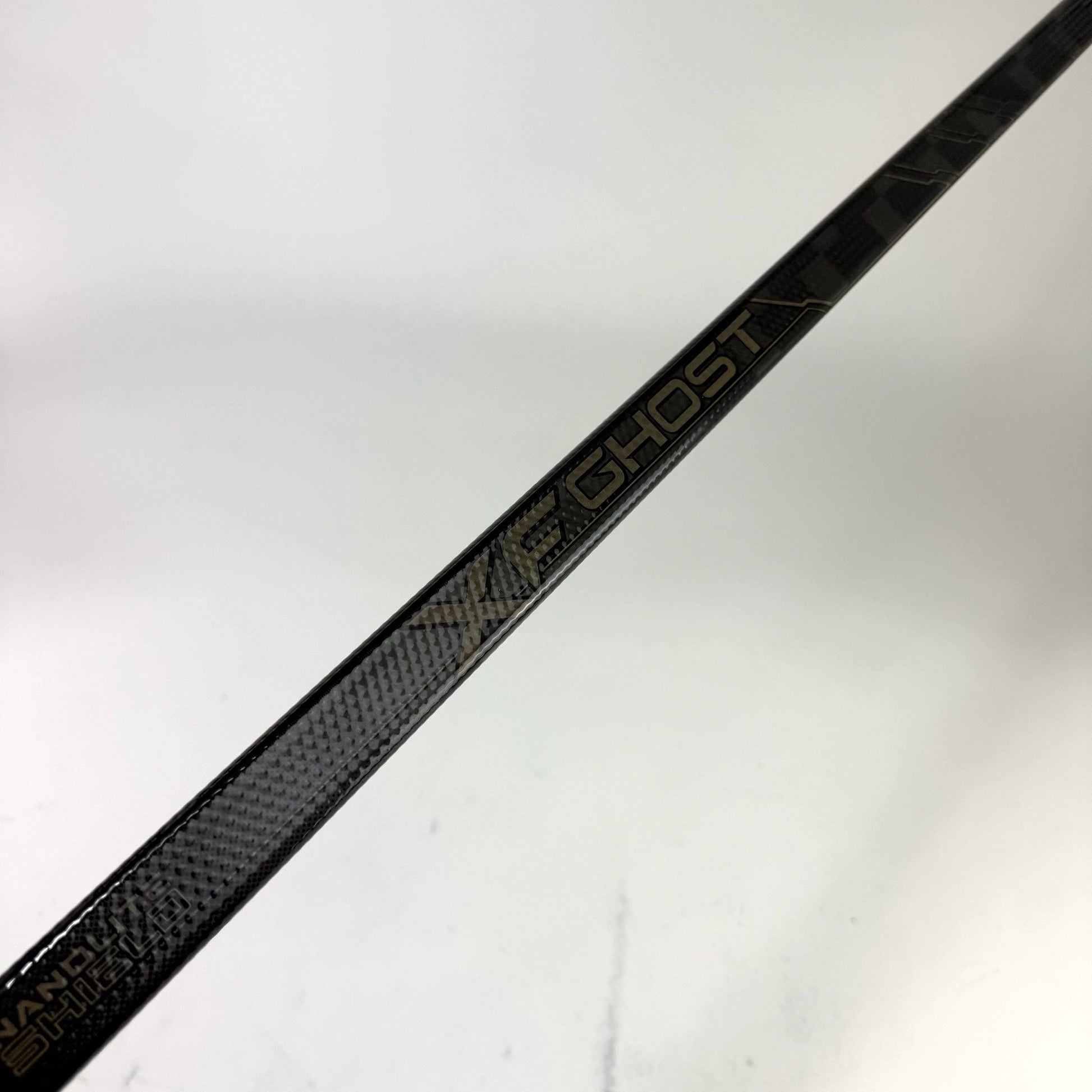 New Left CCM Tacks XF Ghost | 85 Flex P90T Curve Grip | J466 - Top Flight Hockey