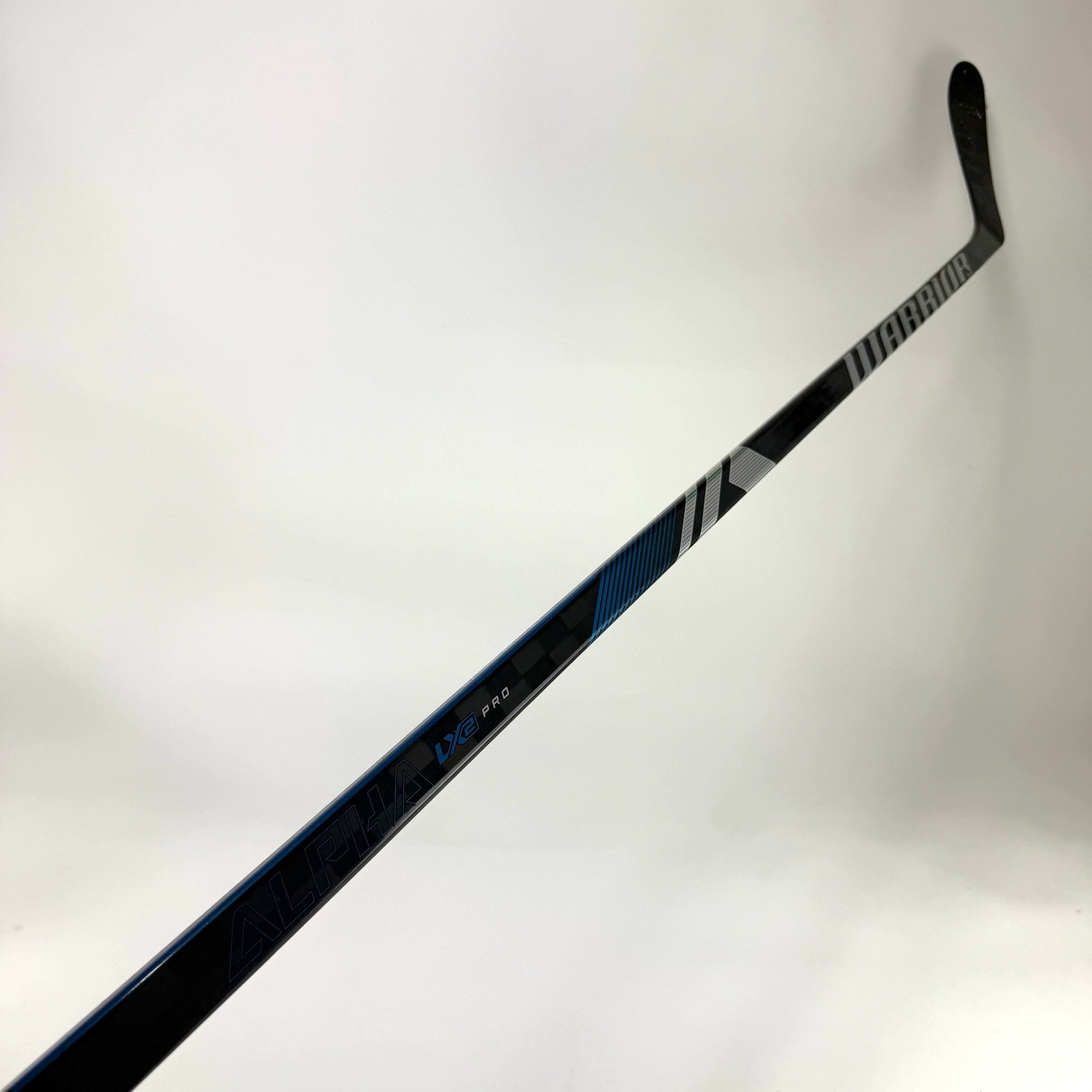Used Left Blue Warrior Alpha LX2 Pro | 75 Flex P28 Curve Grip | CC440 - Top Flight Hockey