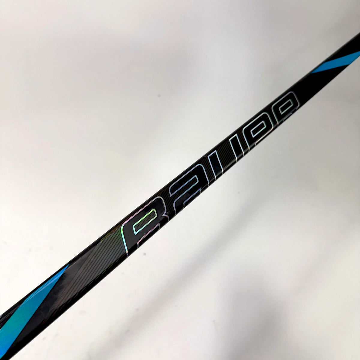 Used Left Bauer Nexus Tracer | 65 Flex P28 Curve Grip | AB700