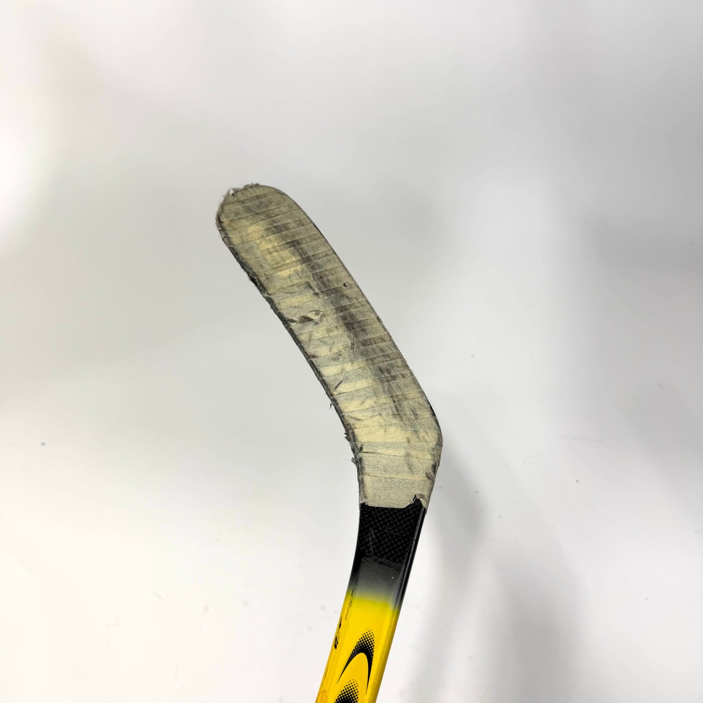 Used Left Bauer Easton Synergy | 70 Flex PM9 Curve Grip | R193