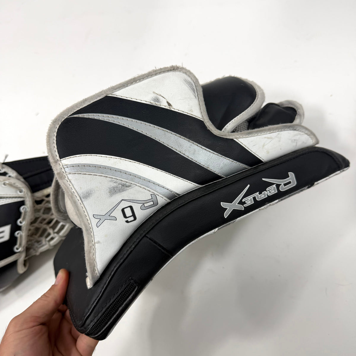 Used White Black and Blue Reebok L7 Junior Goalie Glove | AB359