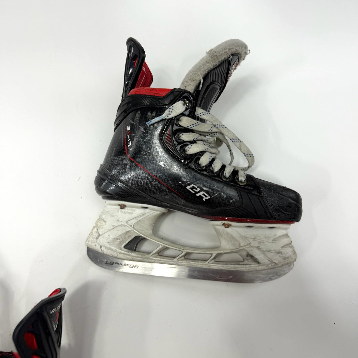 Used Bauer Vapor 3x Pro Skates | 1.5 D | AB418 - Top Flight Hockey
