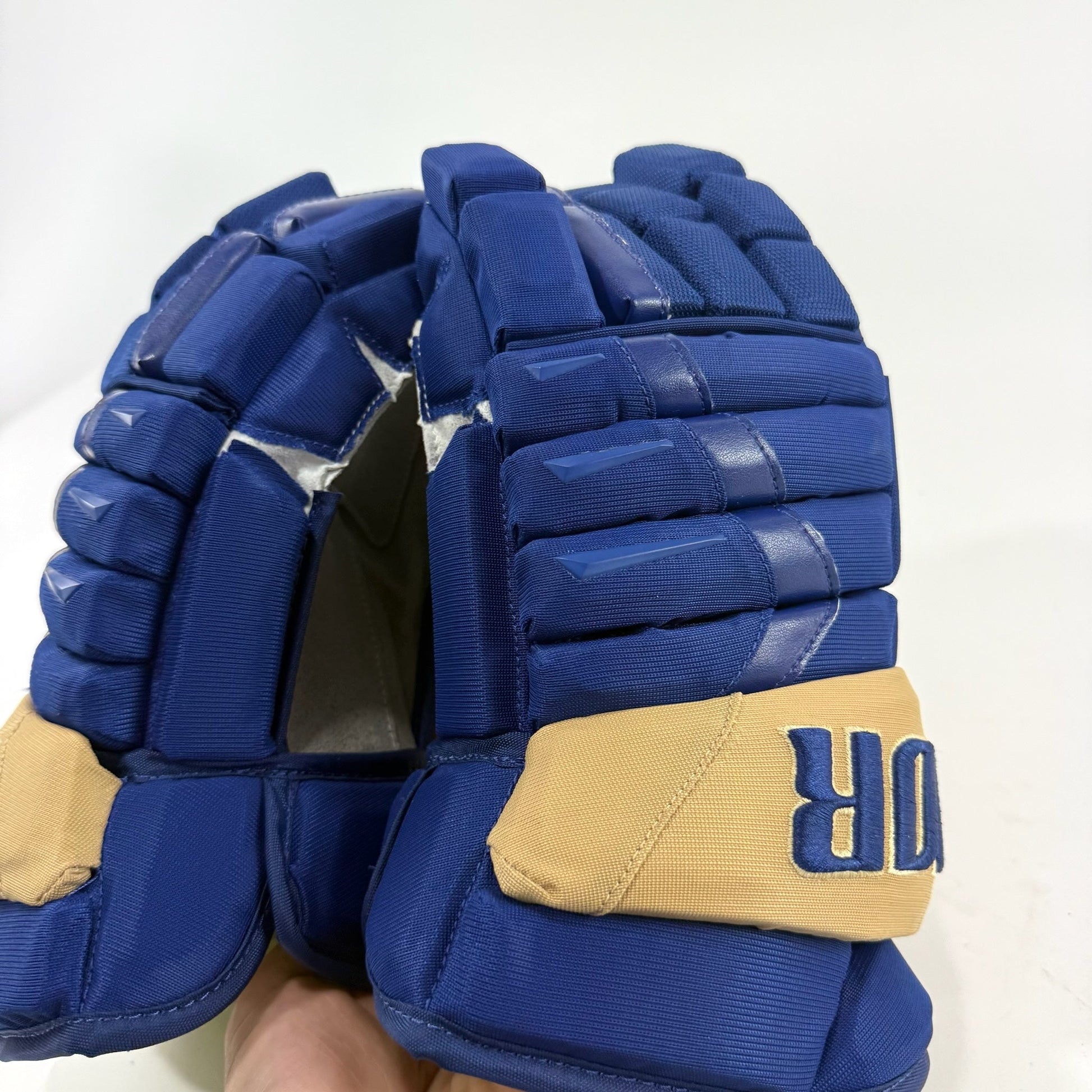 New STL Blues Winter Classic Alpha DX Pro Gloves | 15" | D150 - Top Flight Hockey