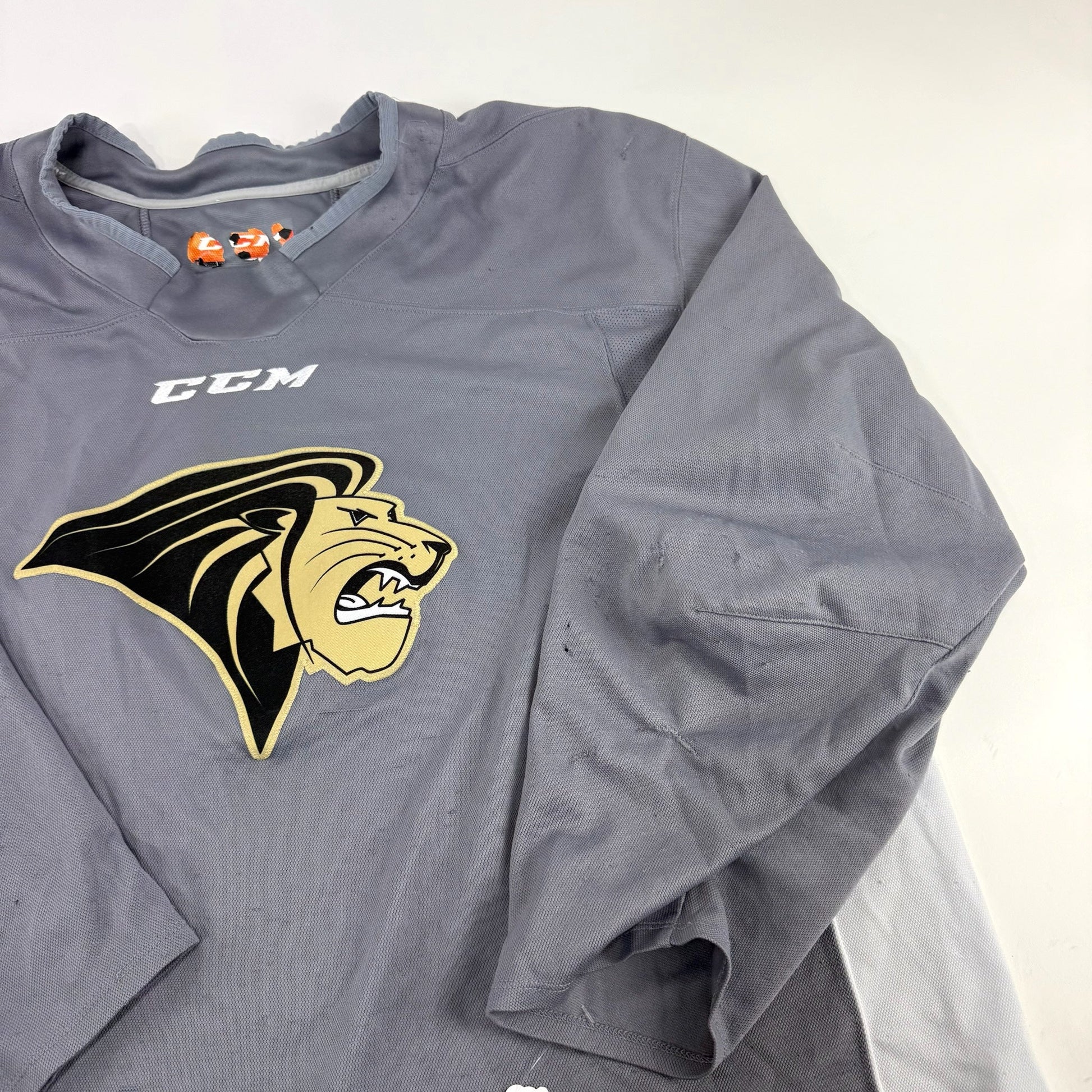 Used Grey Lindenwood CCM Practice Jersey | XL | E204 - Top Flight Hockey