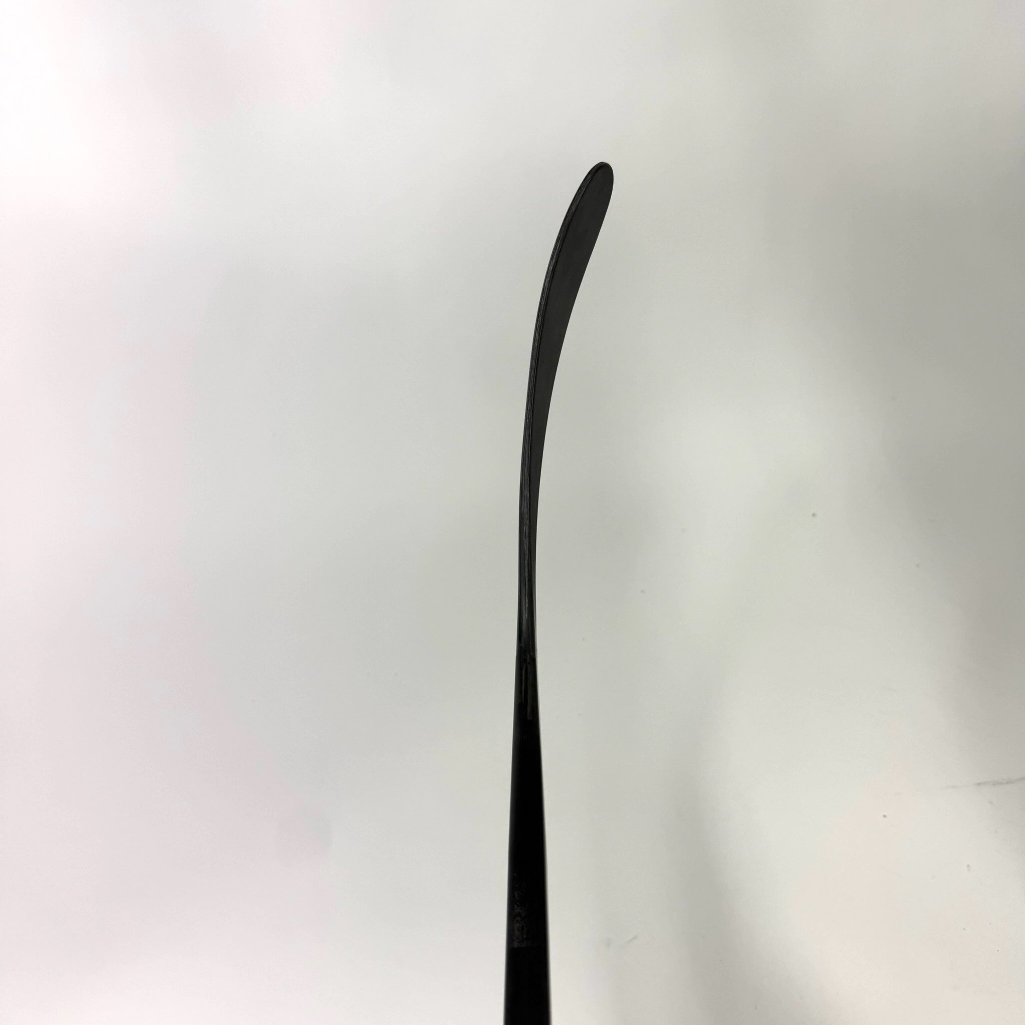 New Left CCM Ribcor Trigger 10 Pro | 55 Flex P28 Curve Grip | J228
