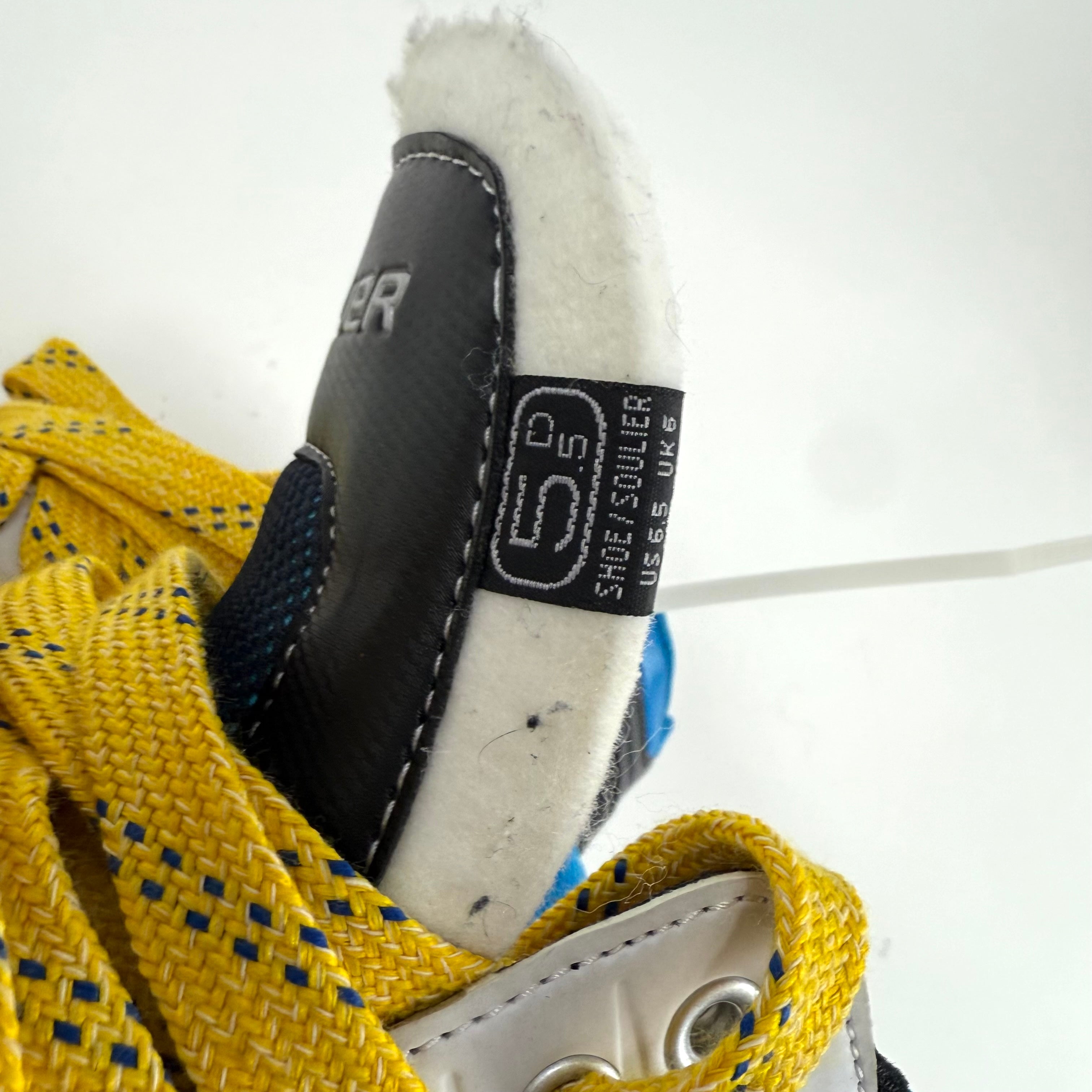 Used Bauer Reactor 5000 Goalie Skates | 5.5 D | E328 - Top Flight Hockey