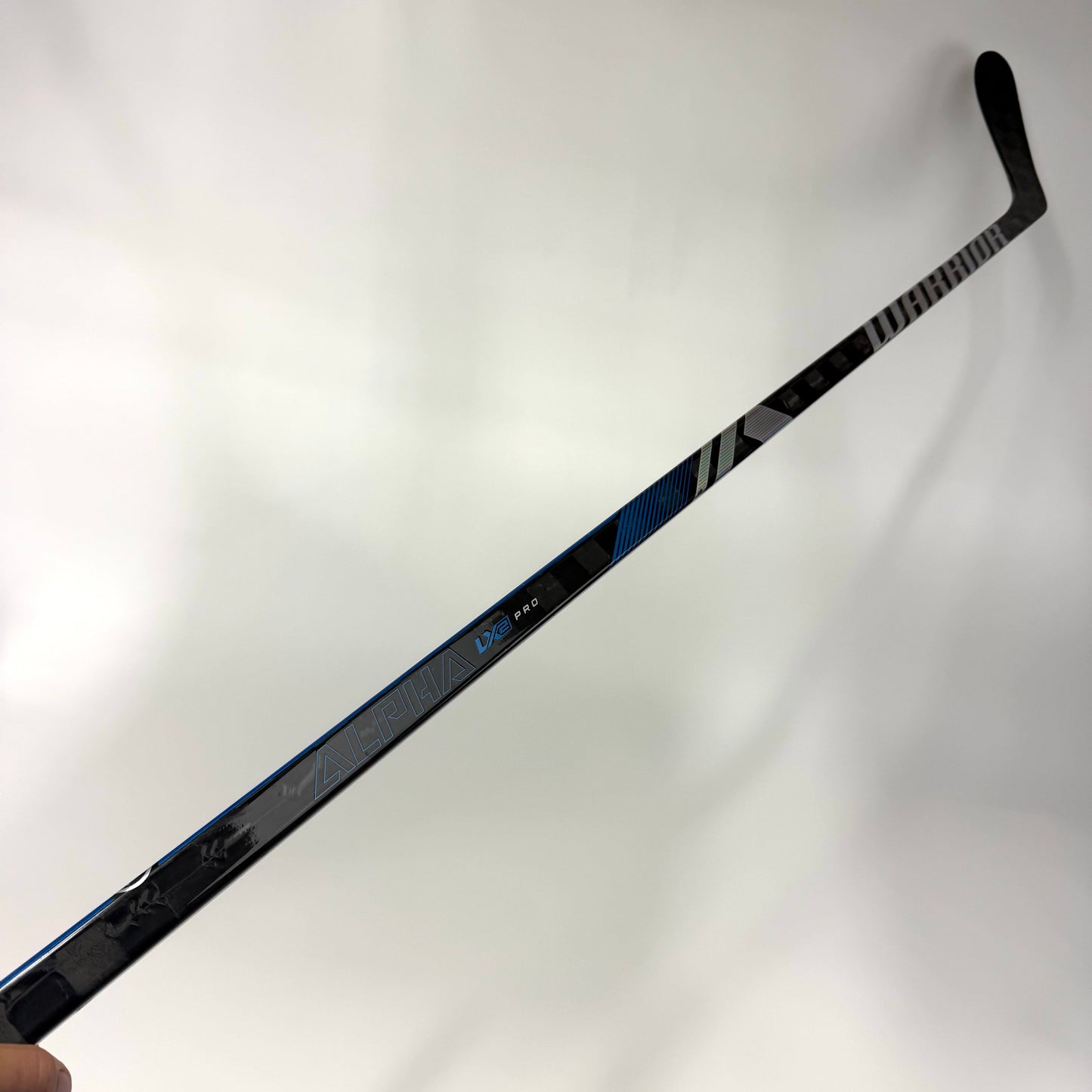 Used Left Blue Warrior Alpha LX2 Pro | 90 Flex? P28 Curve Grip | Werenski | AB731