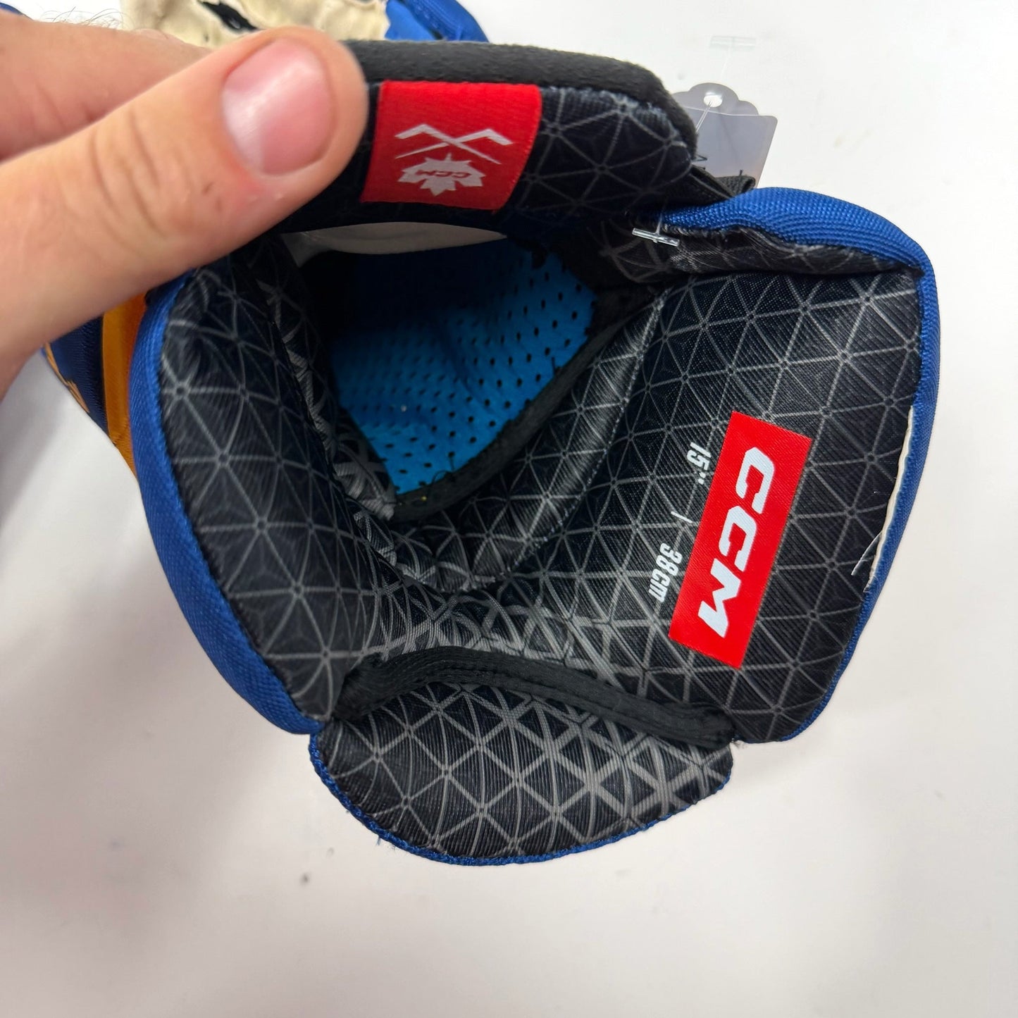 Used Blue and Yellow CCM Jetspeed FT6 Gloves | 15" | AB690