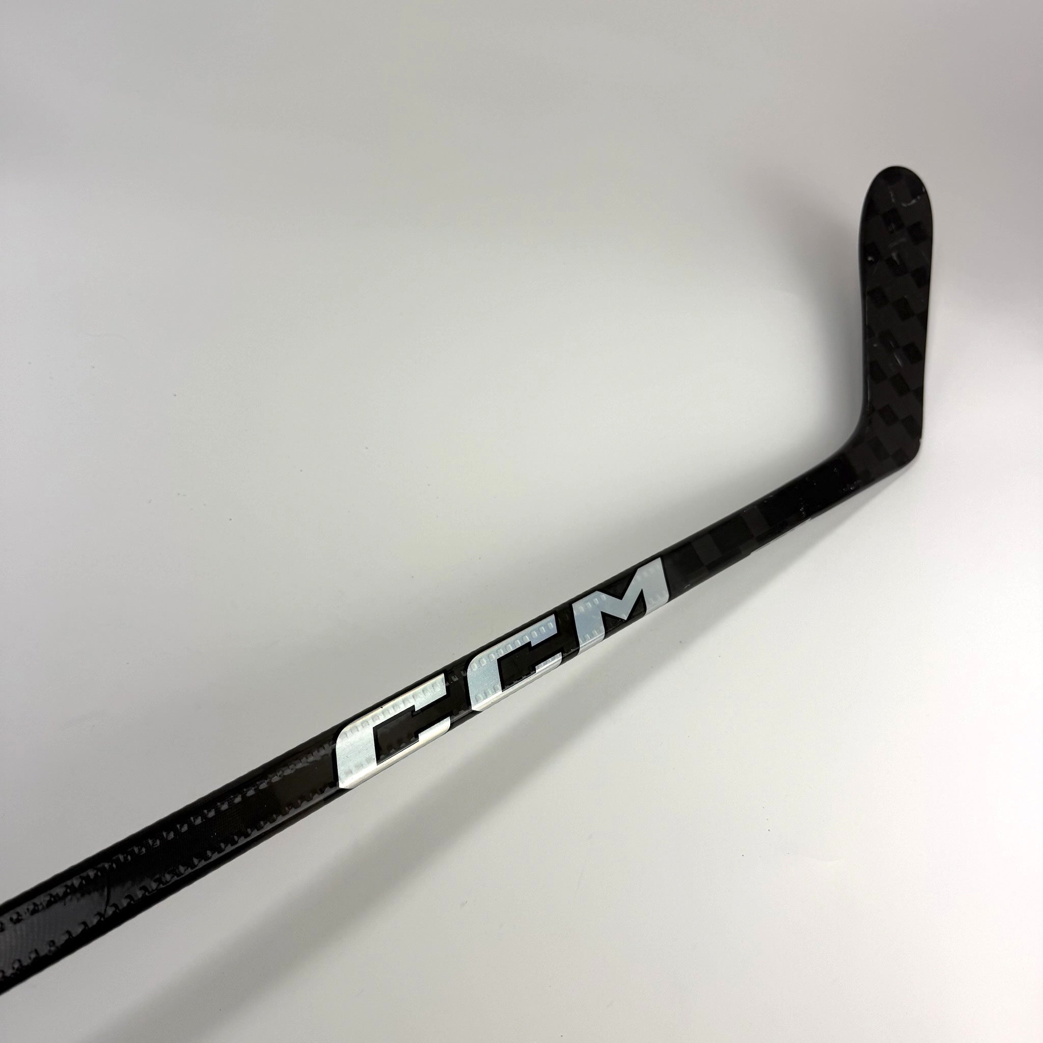 New Left Black CCM Jetspeed FT8 Pro | 110 Flex P28 Curve Grip | F291