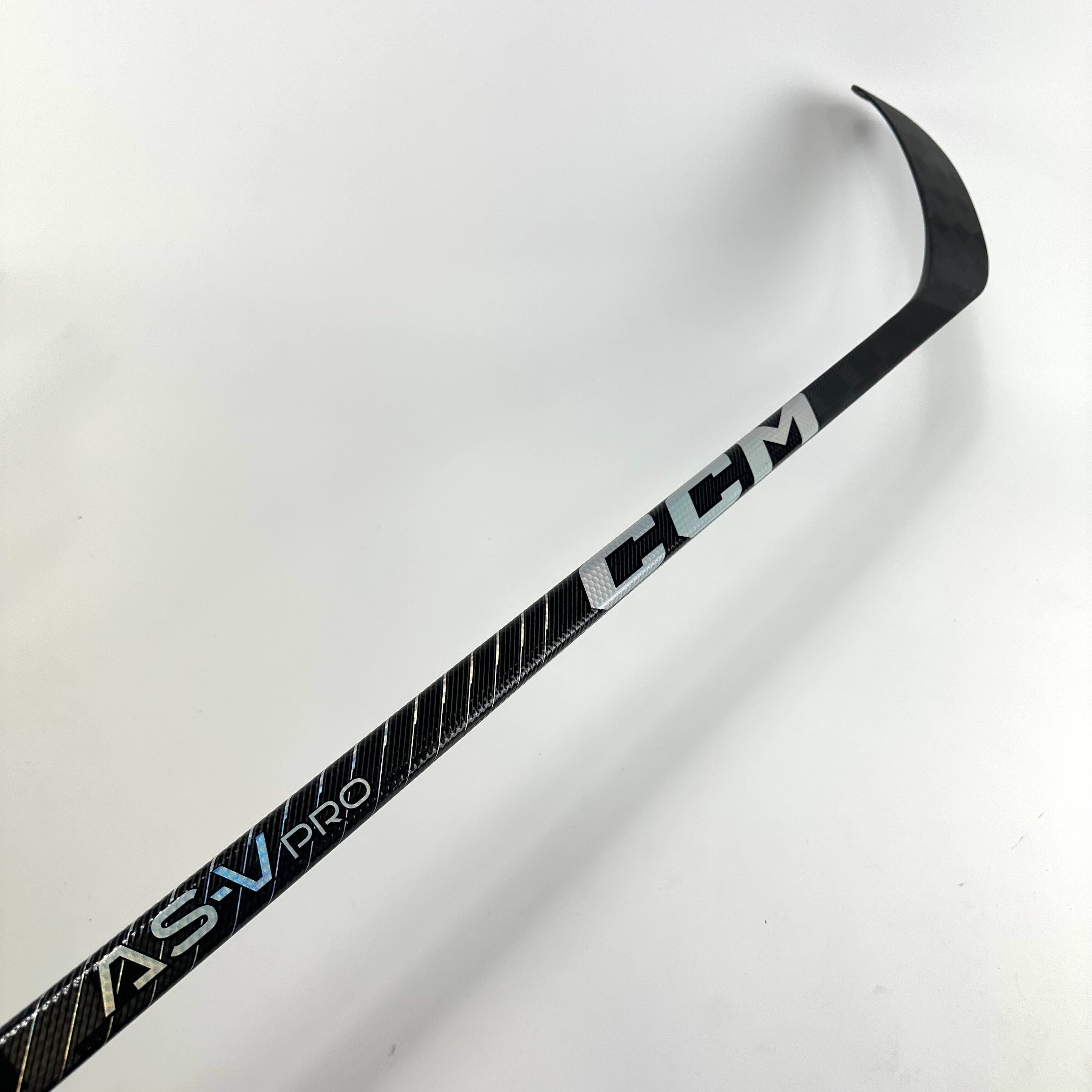 New Right CCM Tacks AS-V Pro | P90T Curve 105 Flex Grip | Anderson | M599