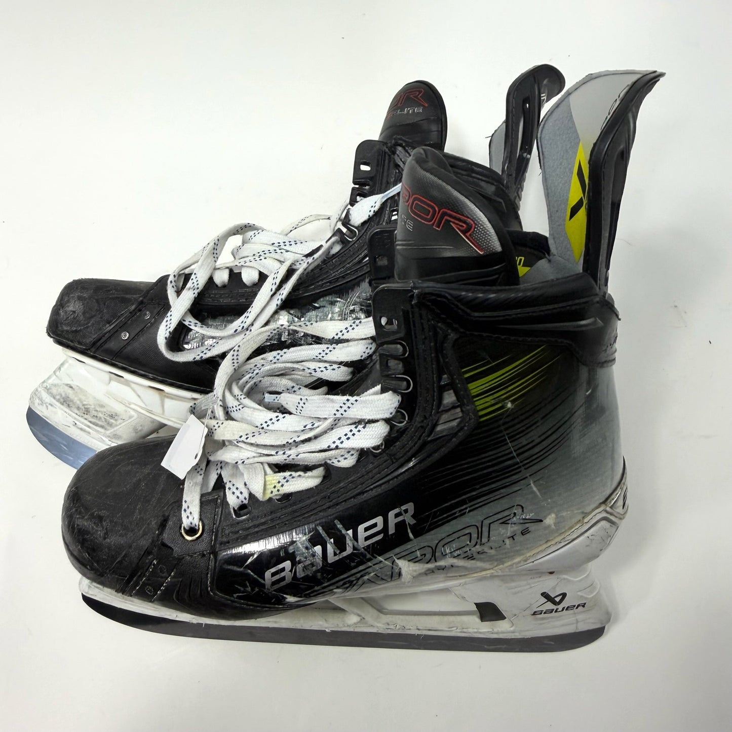 Used Bauer Vapor Hyperlite 2 Skates | Size 10.5 Fit 1 | AB791