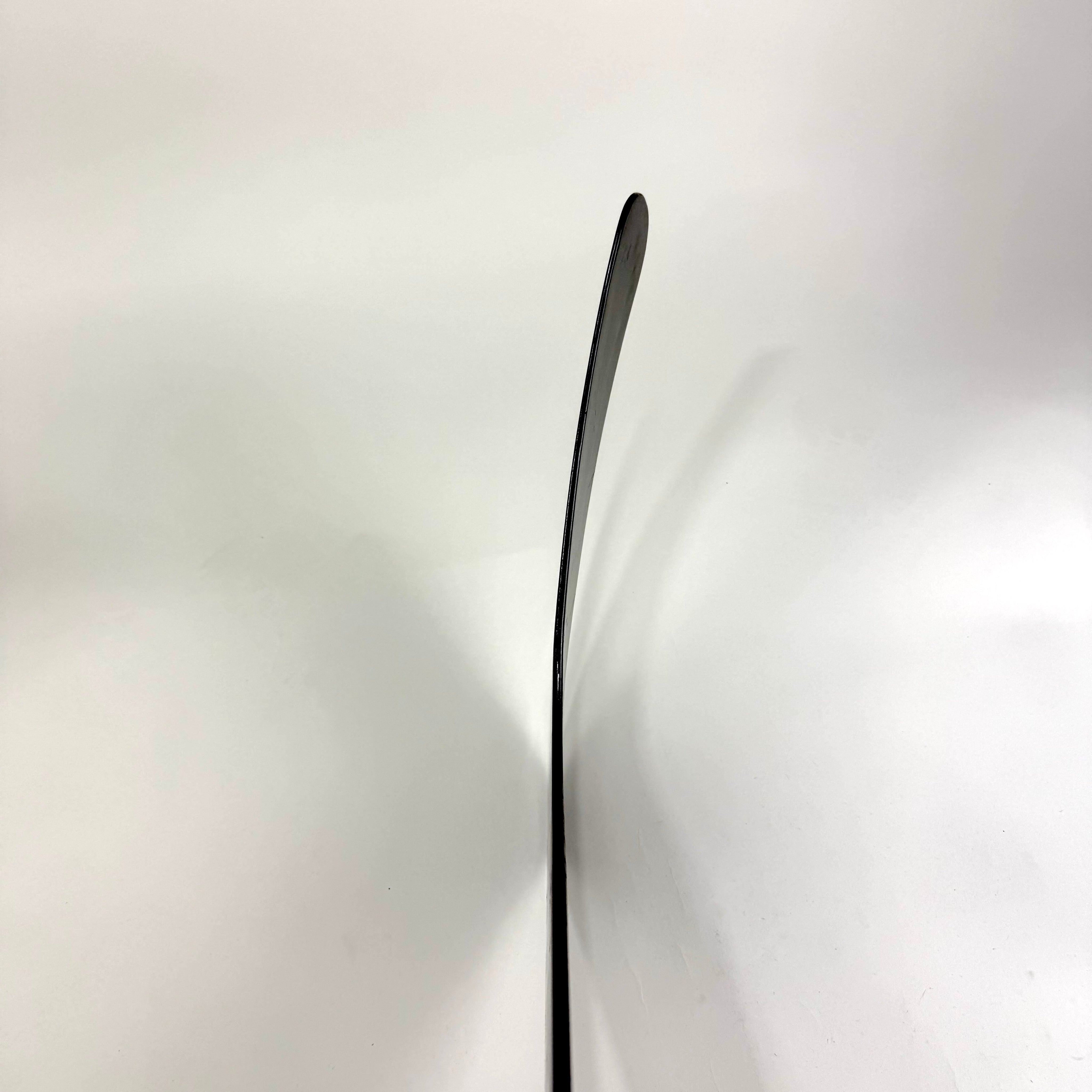 New Black Regular Warrior Ritual V3E Goalie Stick | W34 Curve 26" Paddle | E774 - Top Flight Hockey