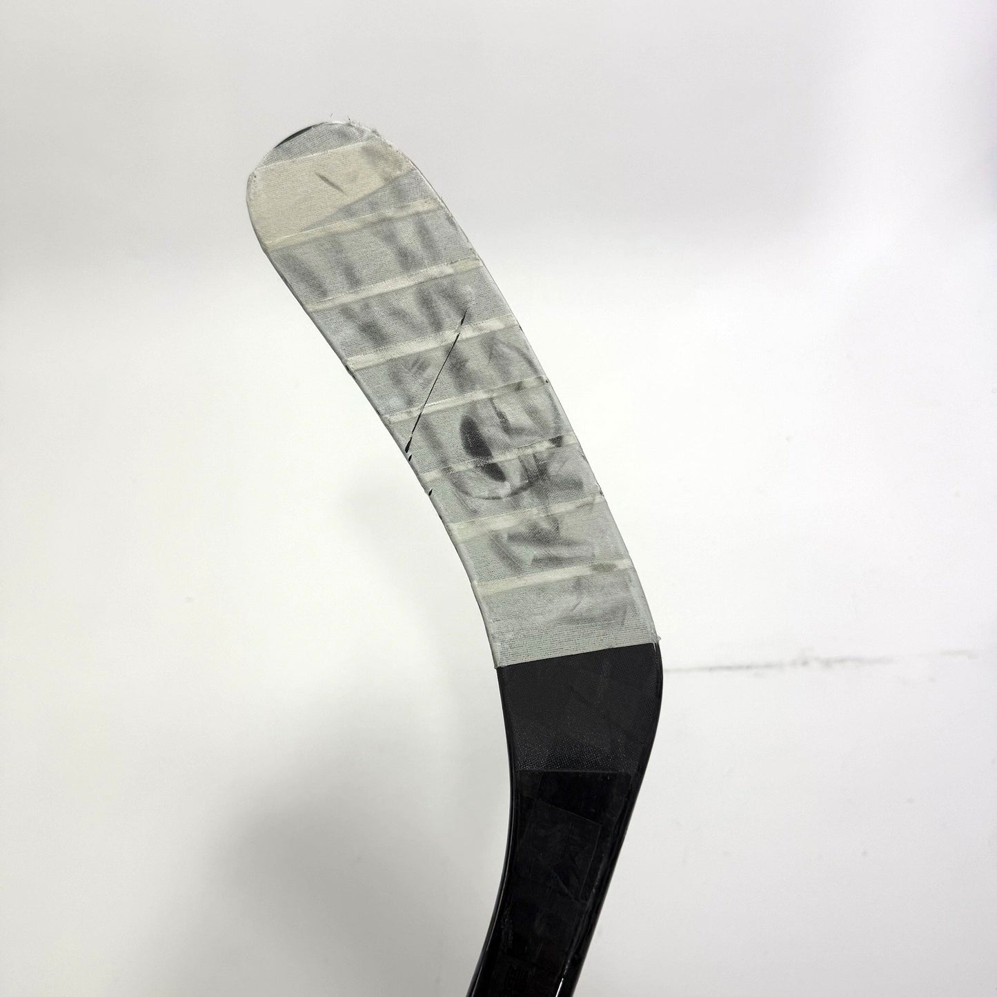 Used Left Warrior Covert QR6 Pro | 85 Flex w03 Curve Grip | Lukas Reichel | BH152