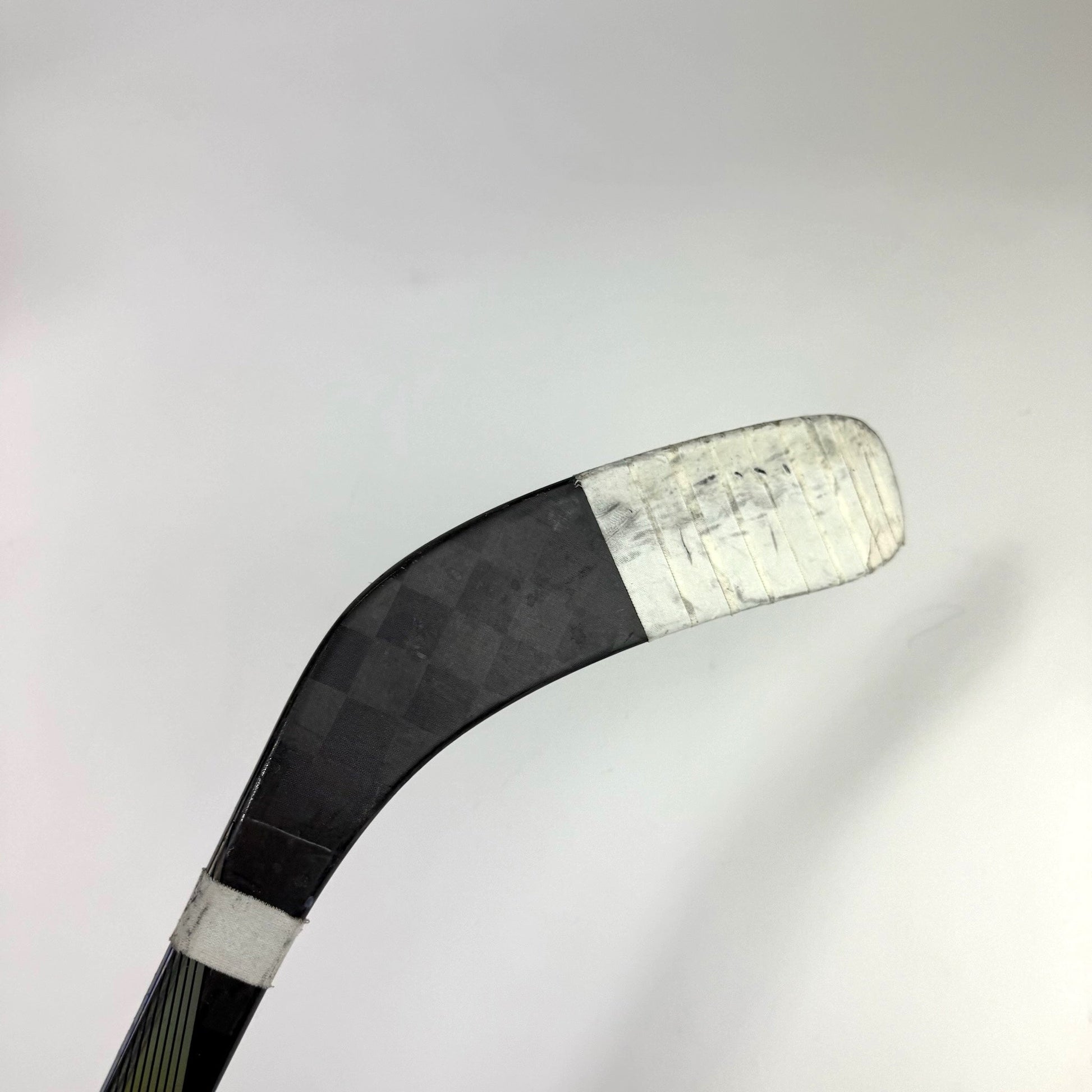 Used Left Blue Bauer Nexus Tracer | 65 Flex P88 Curve Grip | J563 - Top Flight Hockey
