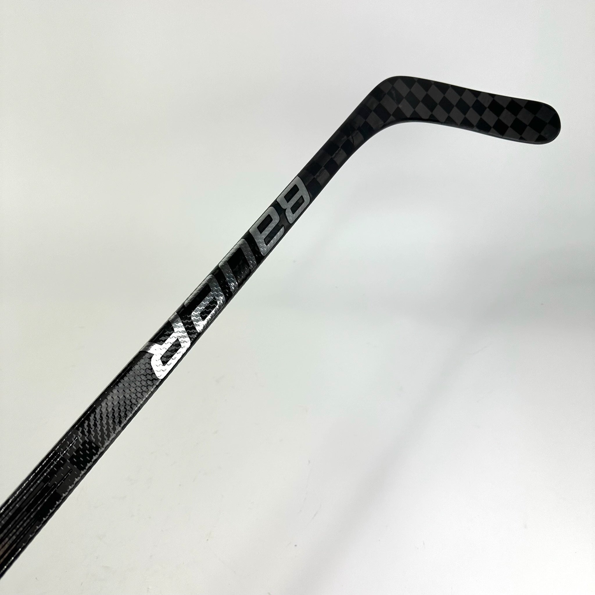 New Right Blue Bauer Vapor Hyperlite 2 | 87 Flex Johansson Curve Grip | K483