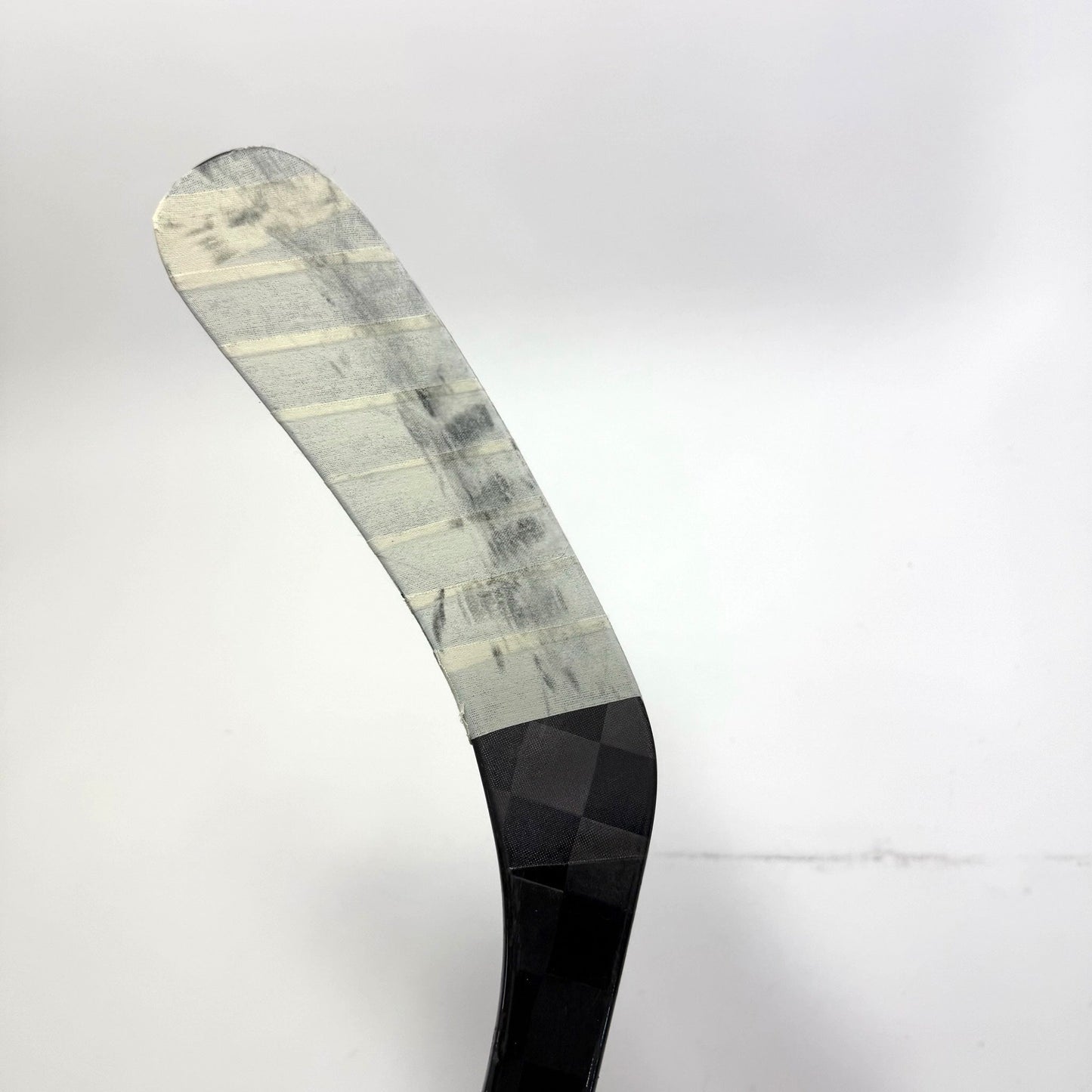 Used Left Warrior Covert QR6 Pro | 85 Flex w03 Curve Grip | Lukas Reichel | BH162