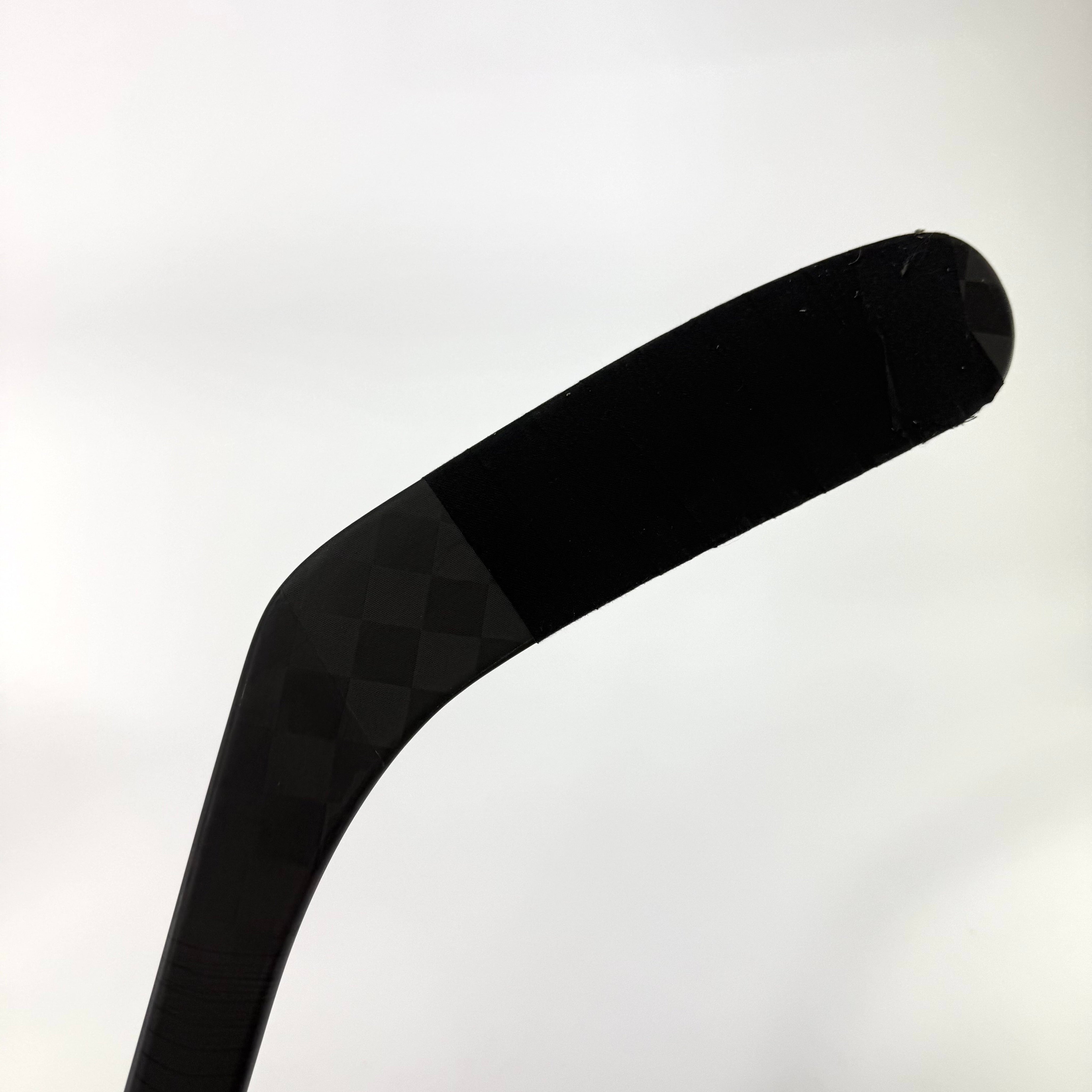 Used Right CCM Ribcor Trigger 6 Pro | 80 Flex Flat Curve Grip | U99 - Top Flight Hockey