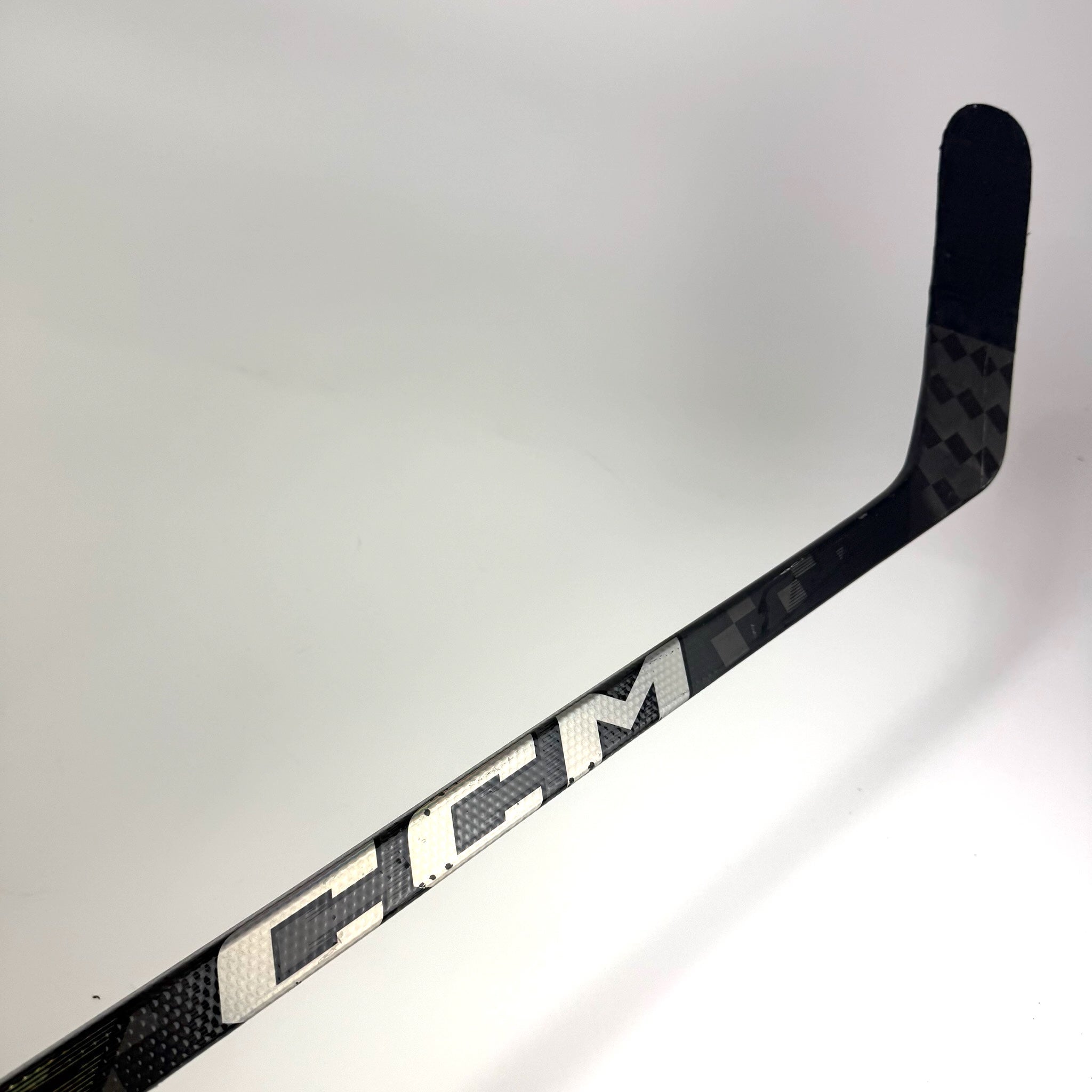 Used Left Black CCM Jetspeed FT7 Pro | 95 Flex P92M Curve Grip | D254 - Top Flight Hockey