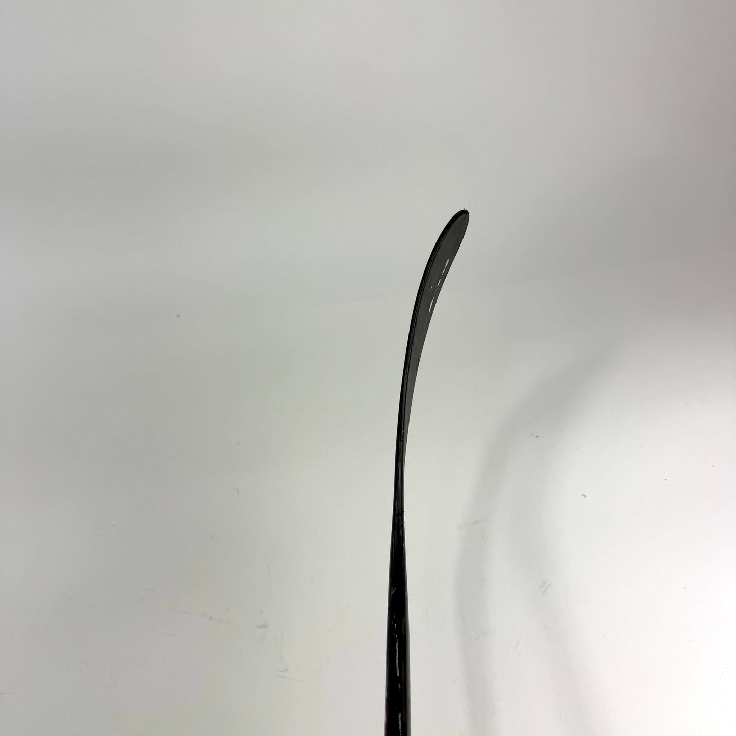 Repaired Left Bauer Vapor Hyperlite 2 | 77 Flex P28 Curve Grip | D16 - Top Flight Hockey