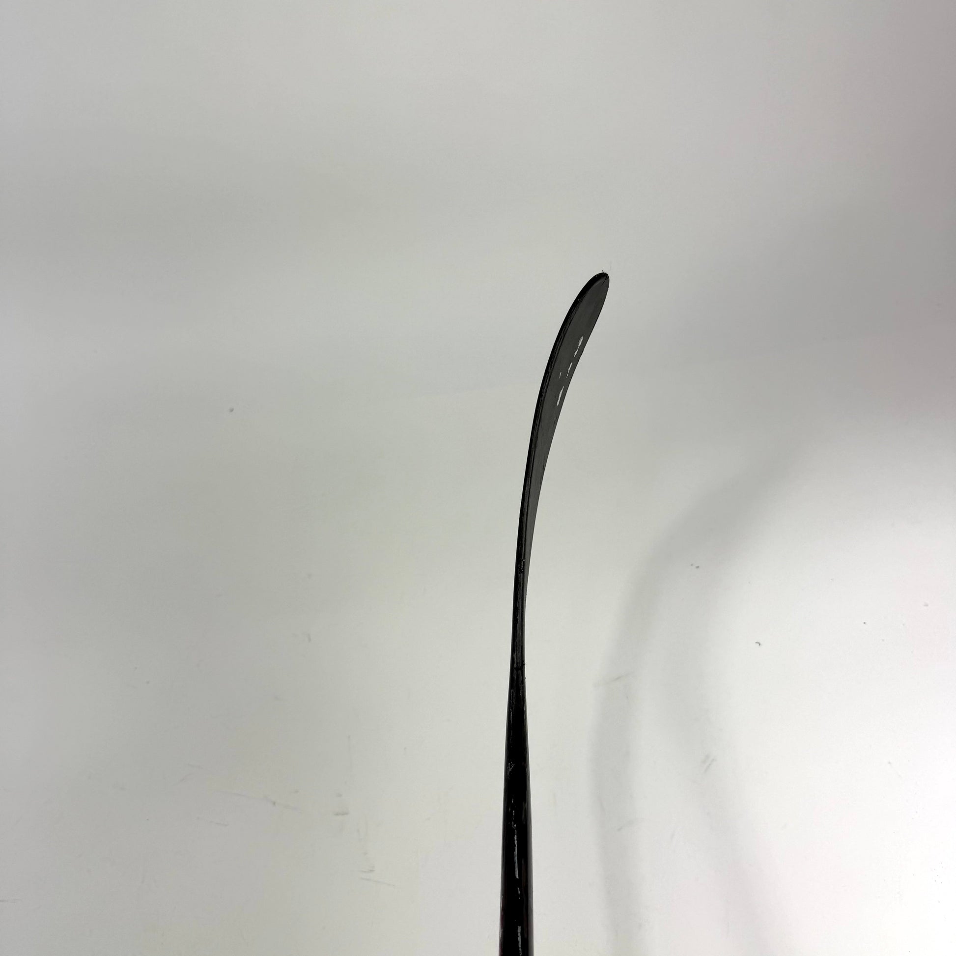 Repaired Left Bauer Vapor Hyperlite 2 | 77 Flex P28 Curve Grip | D16 - Top Flight Hockey