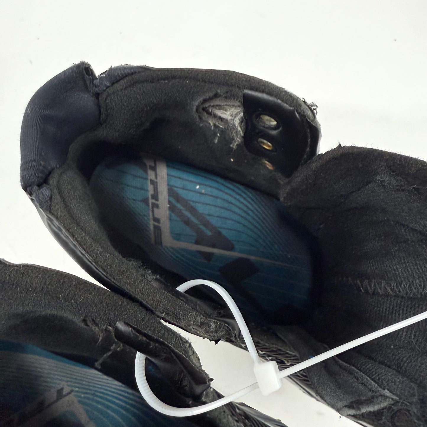 Used True TF7 Goalie Skates | Size 9? | D48