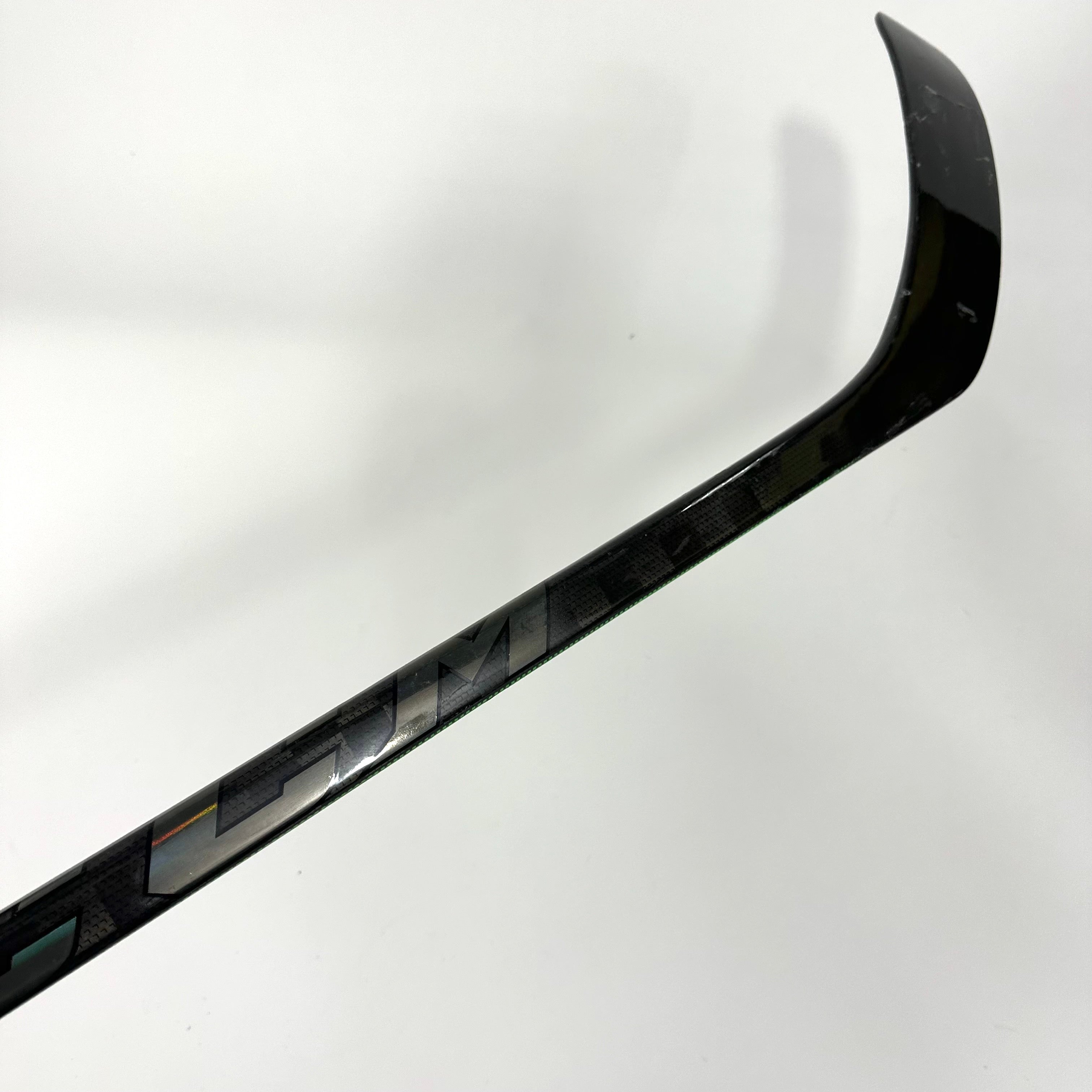 Damaged Right CCM Ribcor Trigger 5 Pro | 85 Flex Malkin Pro Curve Grip | G442