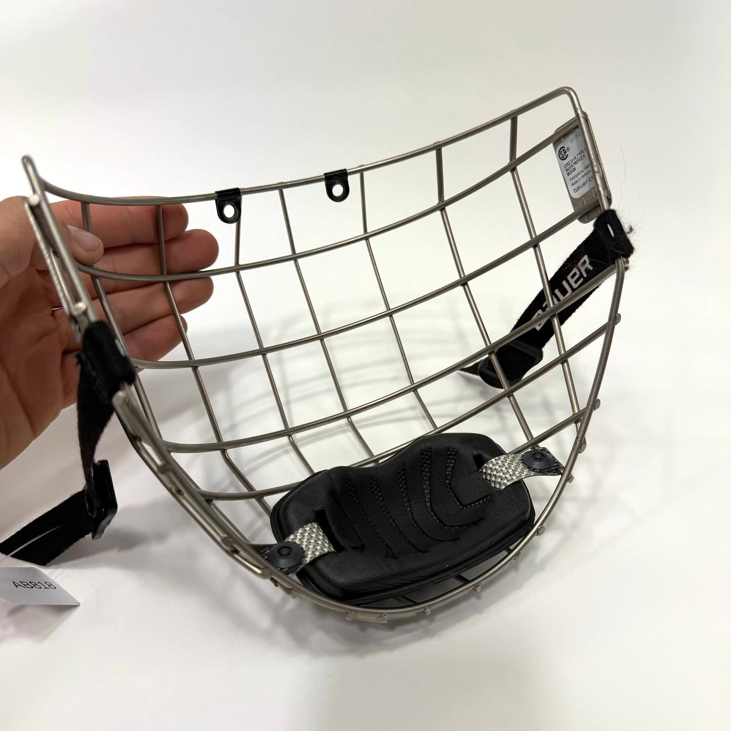 Like New Silver Bauer Profille III Cage | Medium | AB818