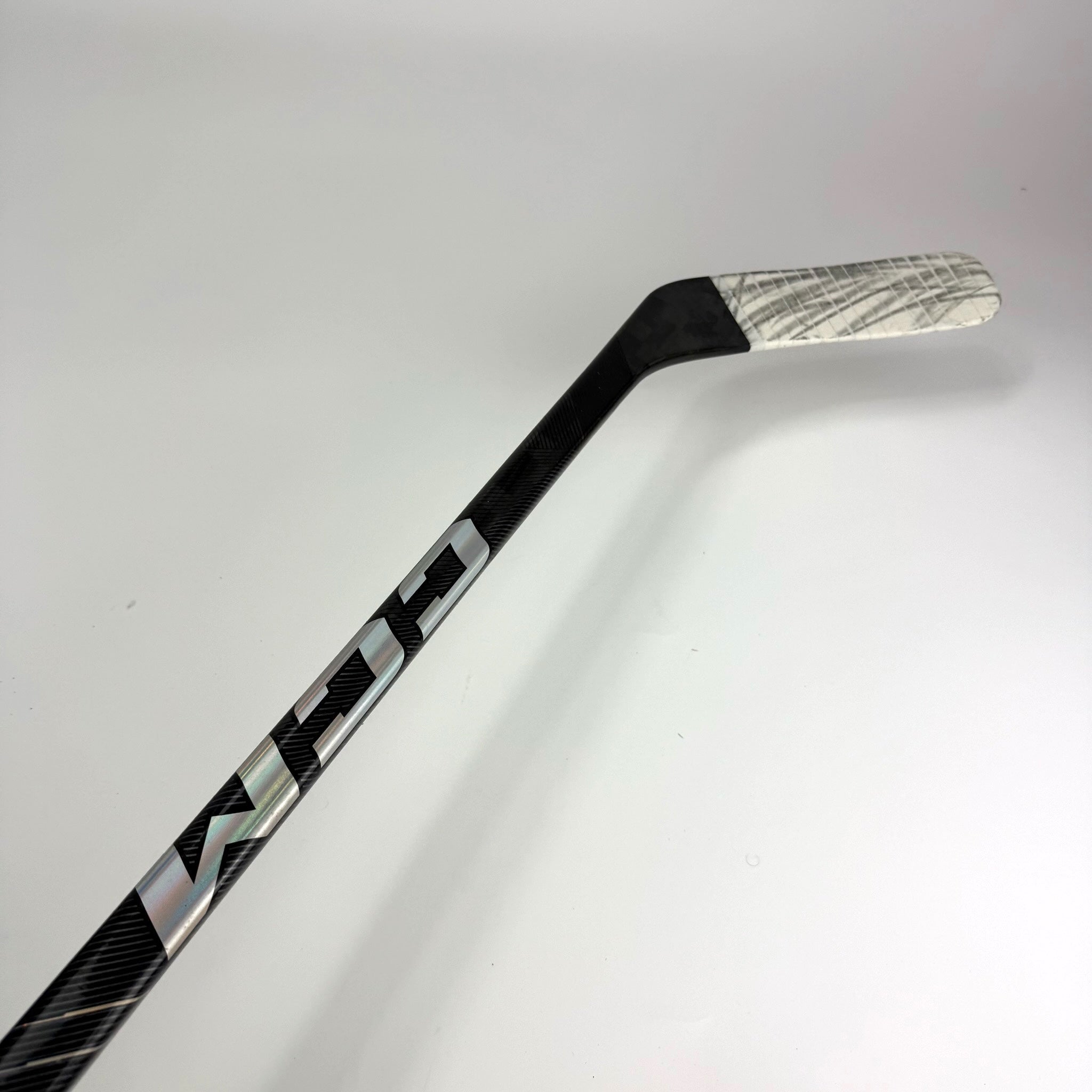Used Right Chrome CCM Tacks ASV Pro | 65 Flex P88M Curve Grip | F323 - Top Flight Hockey