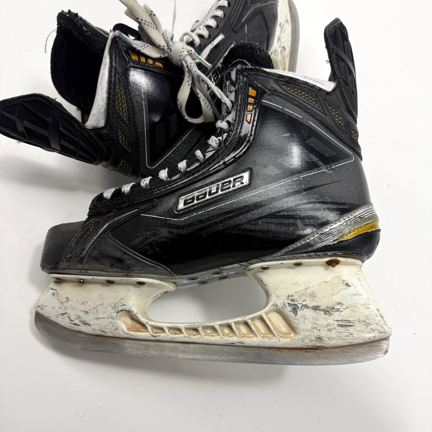 Used Bauer Sureme Total One MX3 Skates | Size 8.5? | BH312