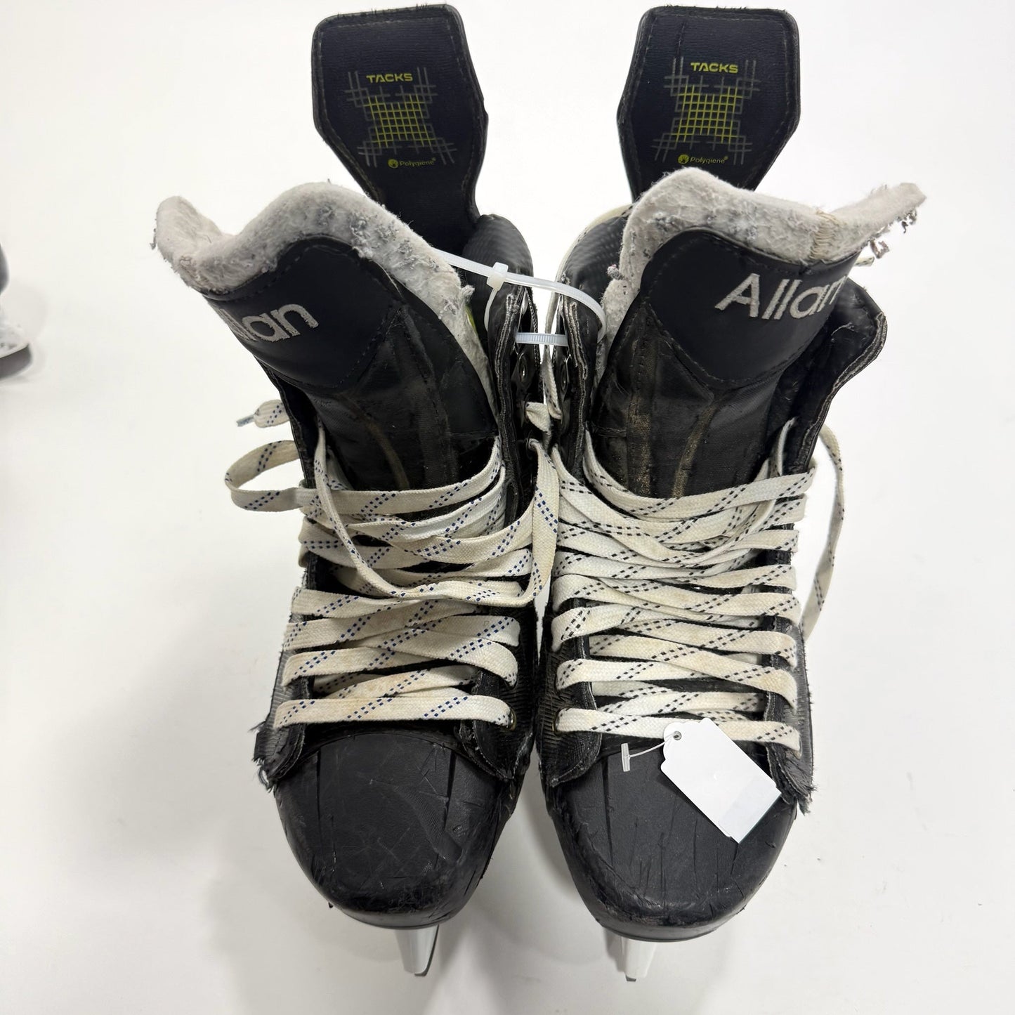 Used Black CCM Tacks XF Pro Skates | 9 D | Chicago Blackhawks Nolan Allan | BH309